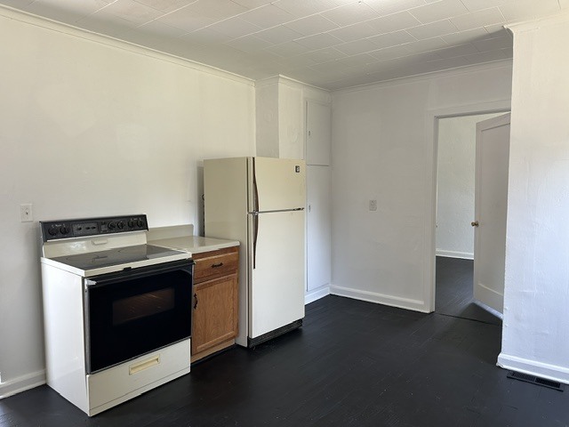 703 N Allyn Street Property Photo 9