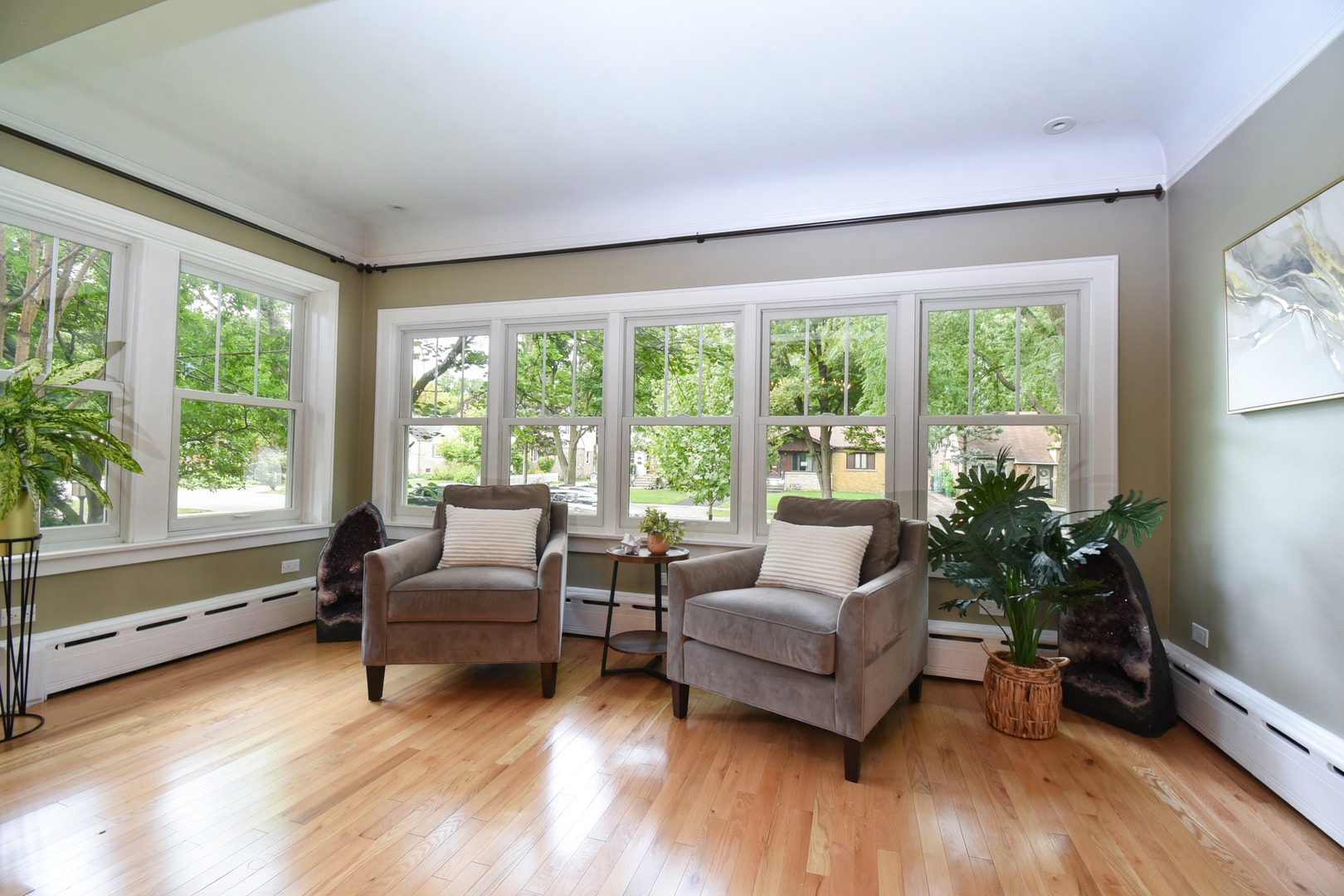 311 Park Avenue Property Photo 16