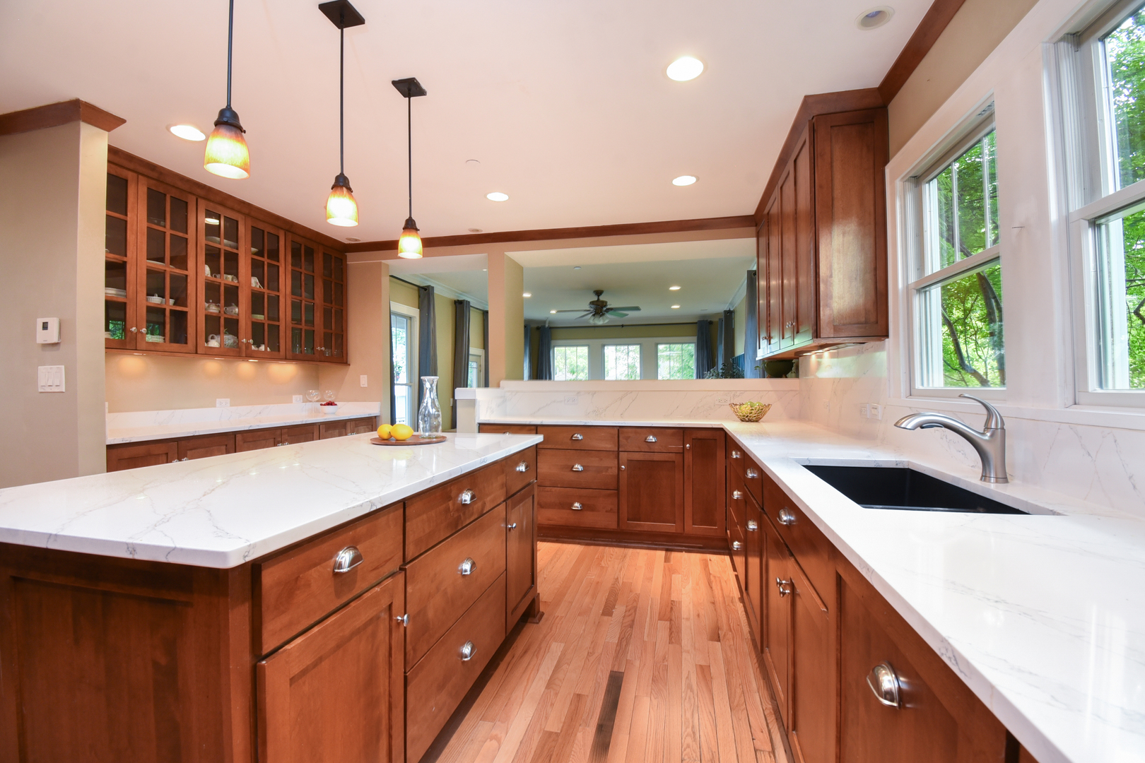 311 Park Avenue Property Photo 25