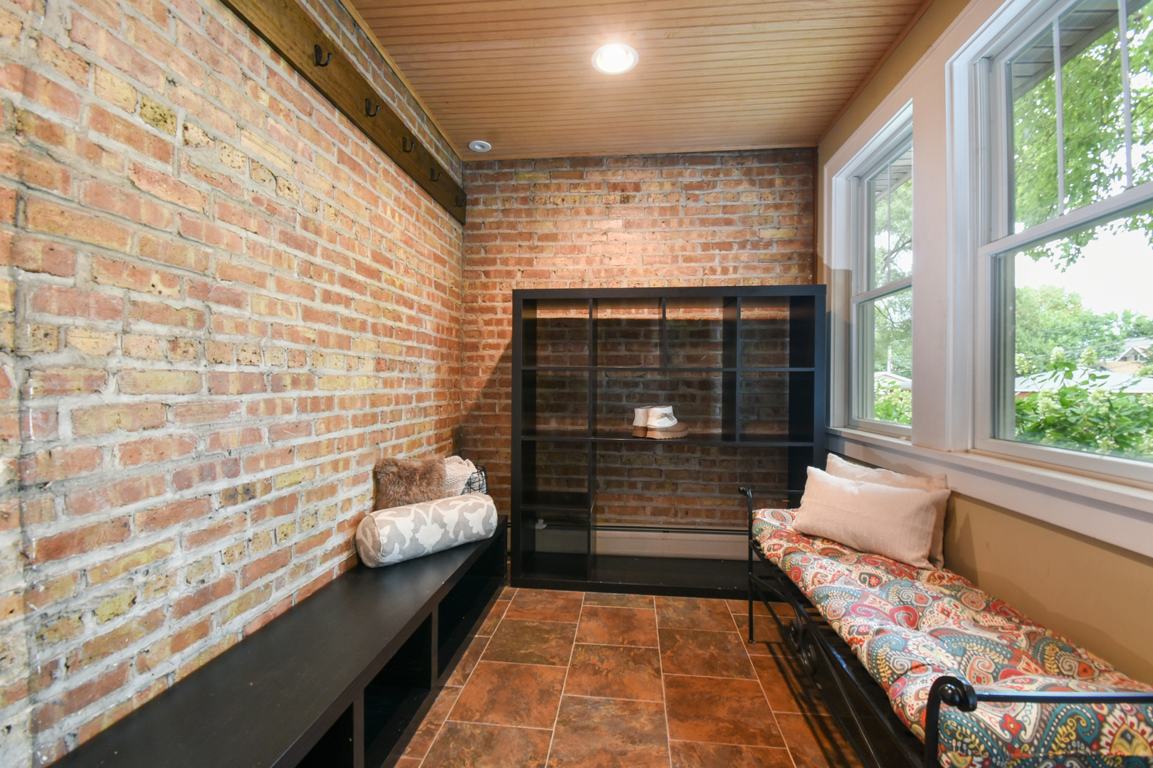 311 Park Avenue Property Photo 34