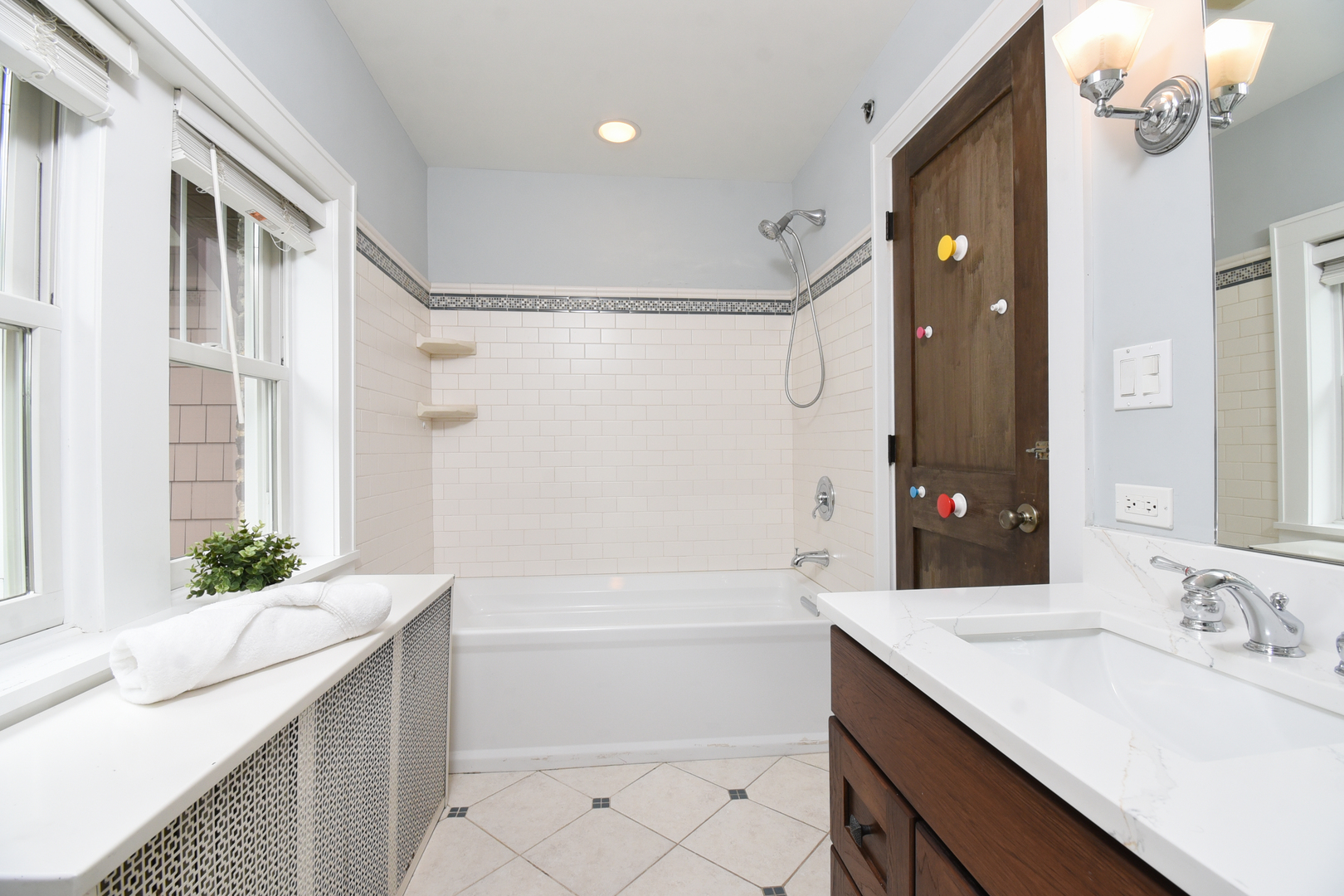 311 Park Avenue Property Photo 50
