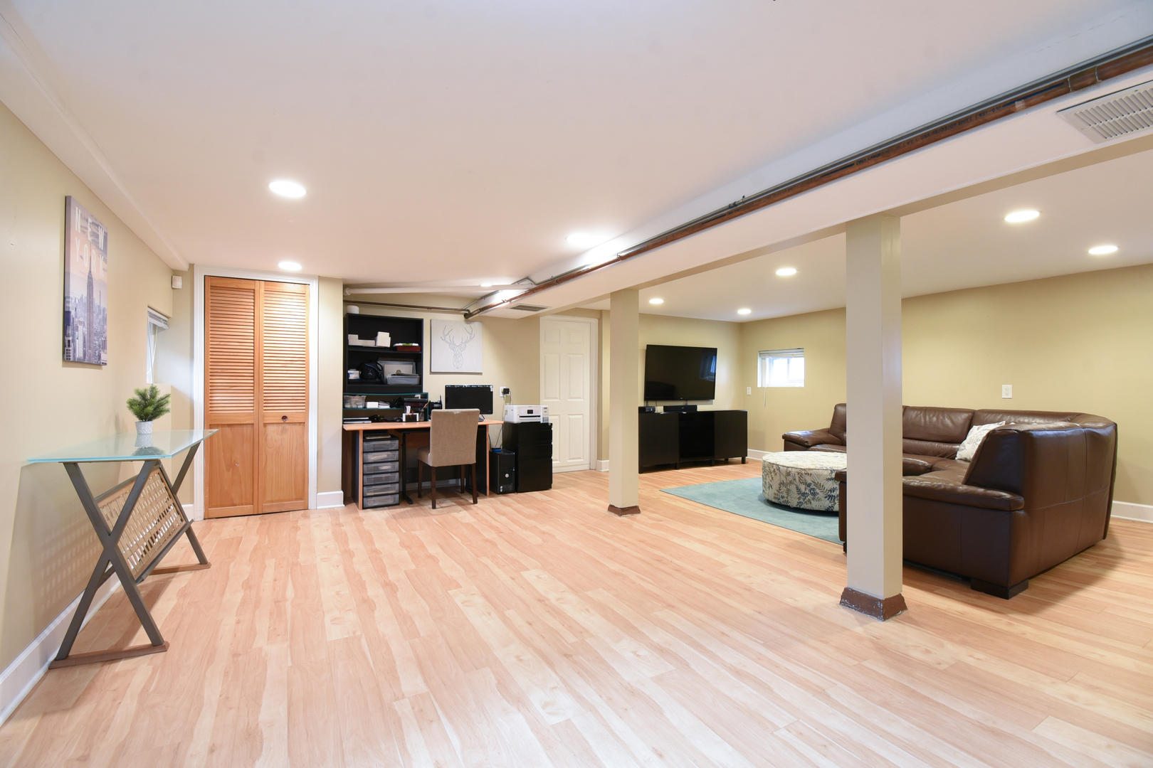311 Park Avenue Property Photo 52