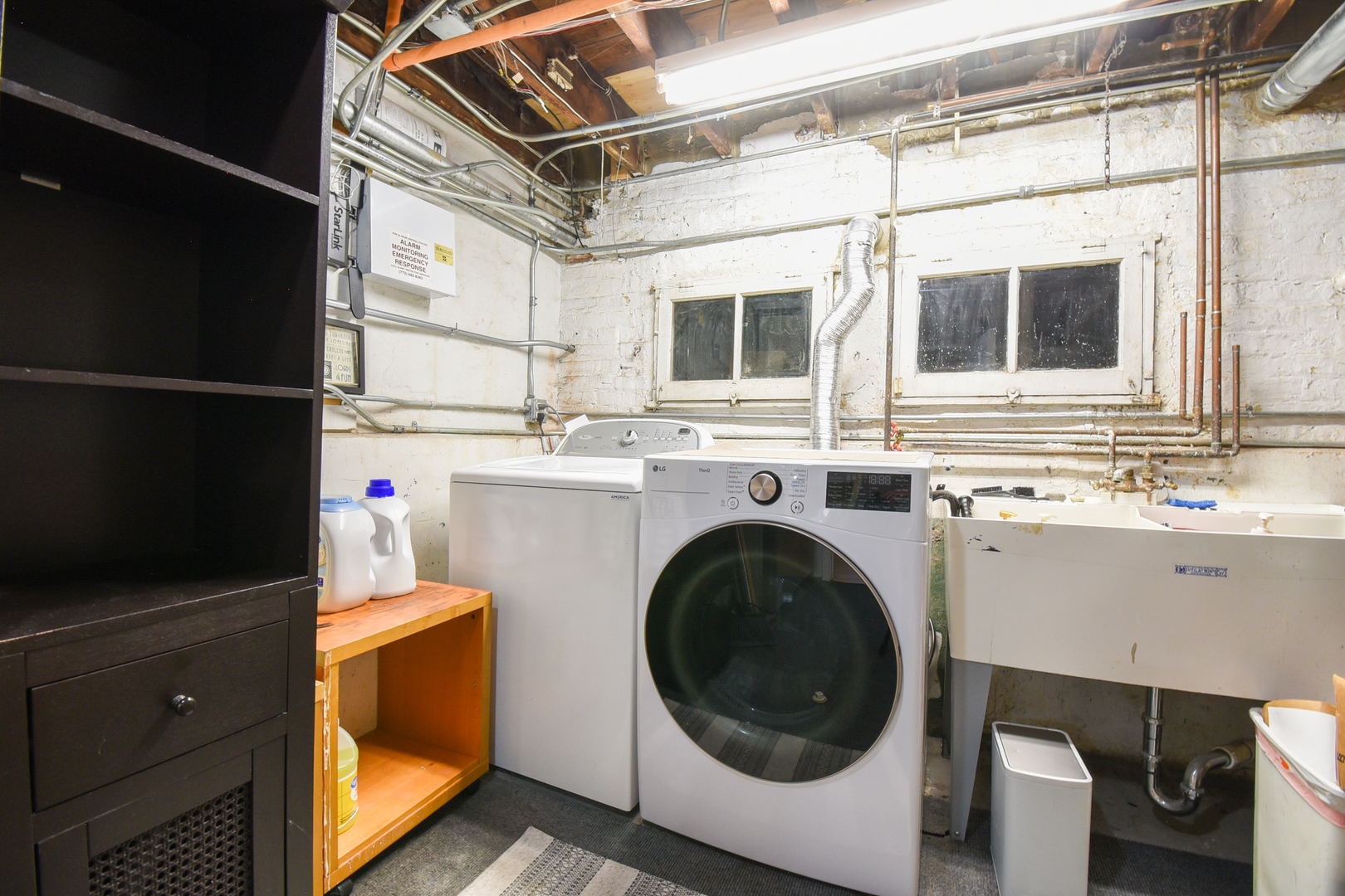 311 Park Avenue Property Photo 61