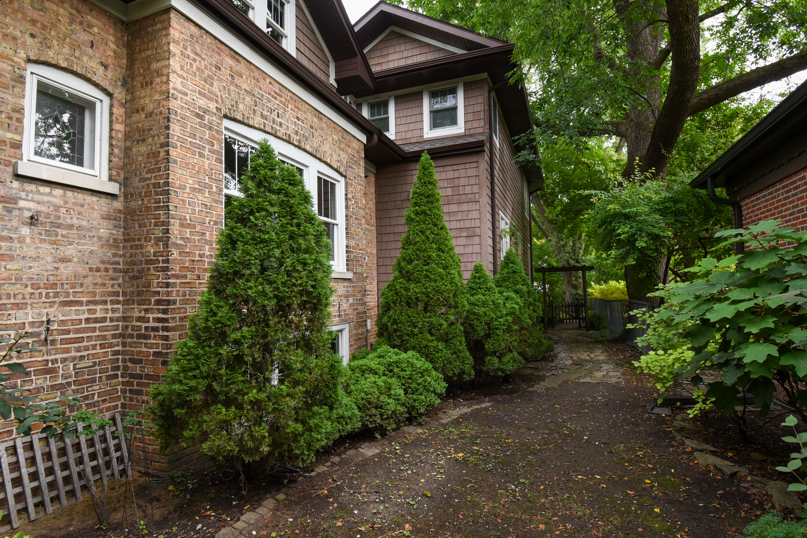 311 Park Avenue Property Photo 66