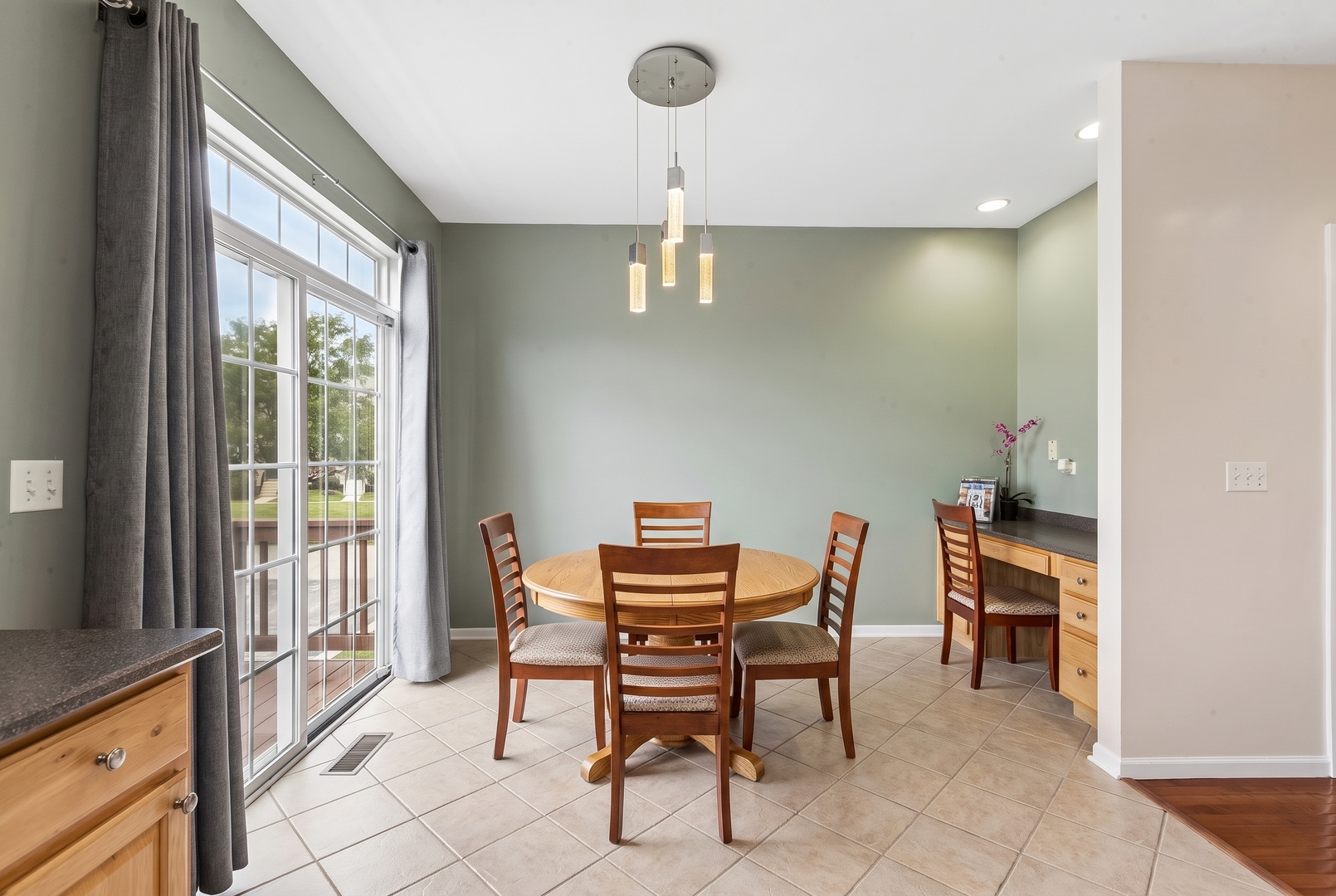 10 Thomas Court Property Photo 8