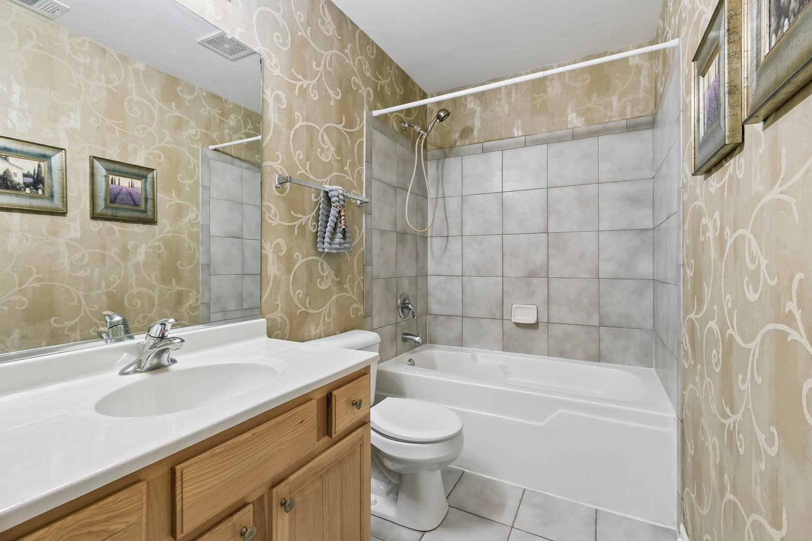 10 Thomas Court Property Photo 17