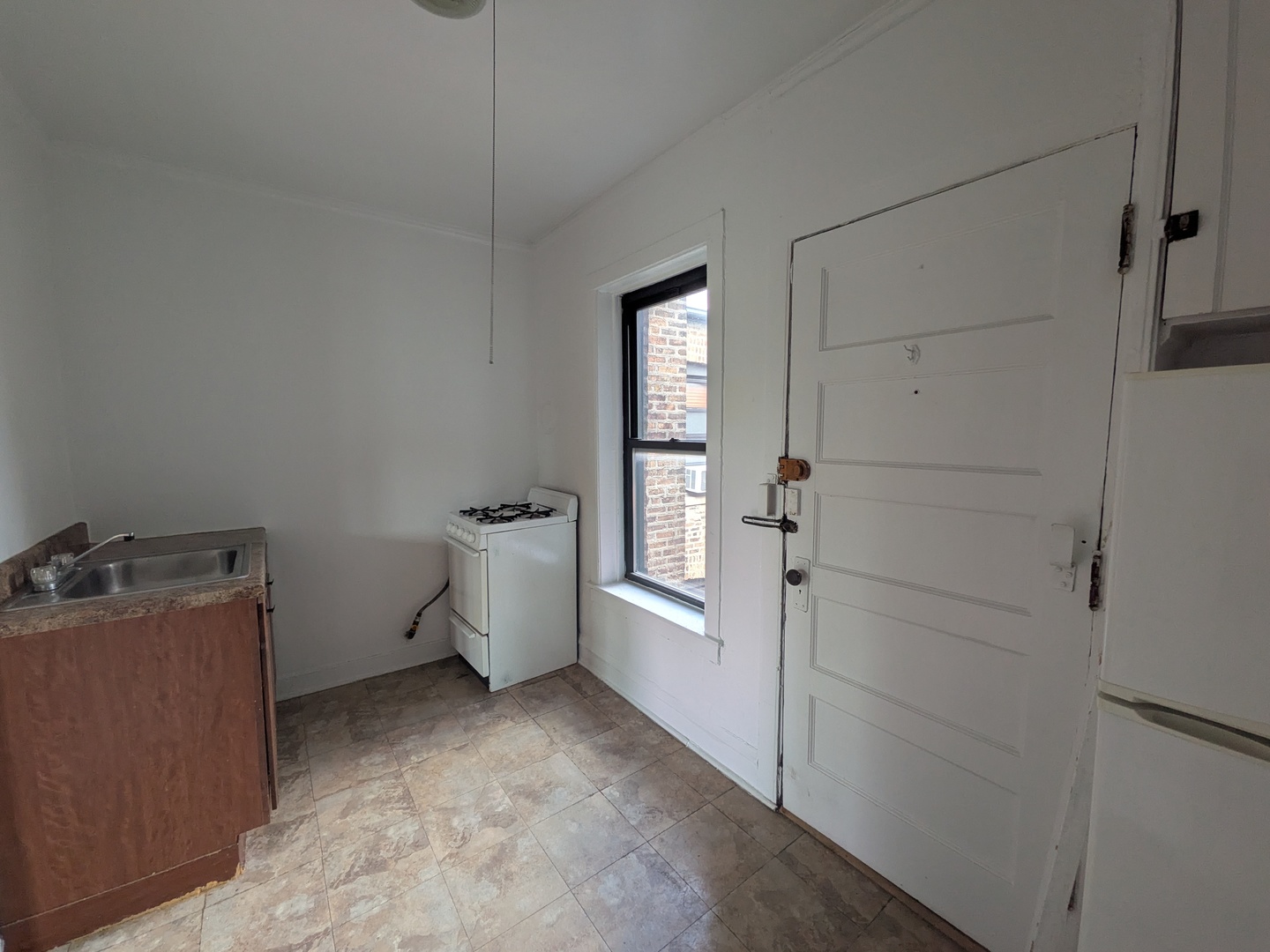 2700 N Spaulding Avenue 3dd Property Photo 9