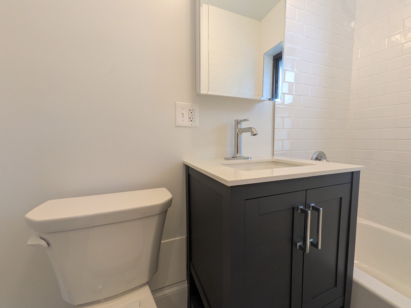 2700 N Spaulding Avenue 3dd Property Photo 10