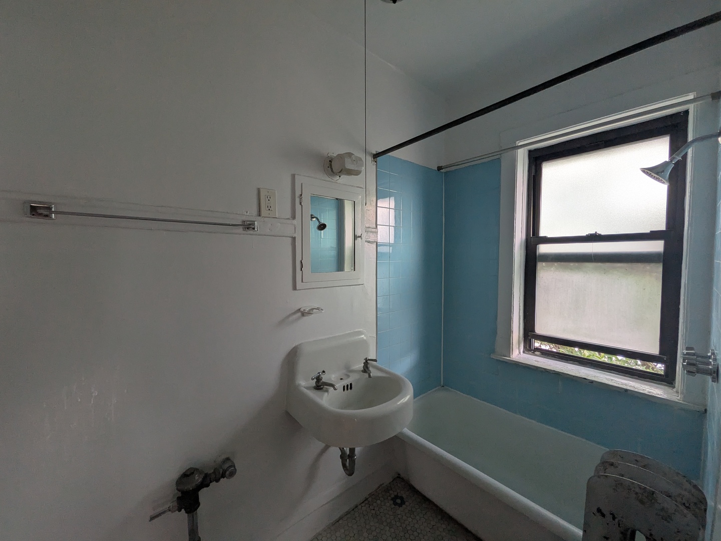 2700 N Spaulding Avenue 3dd Property Photo 12