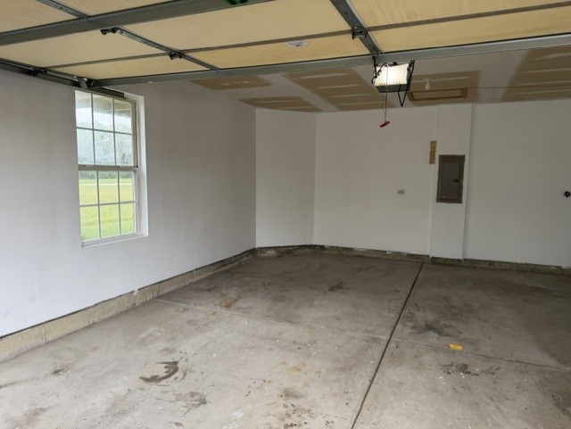 443 Autumn Drive Property Photo 2
