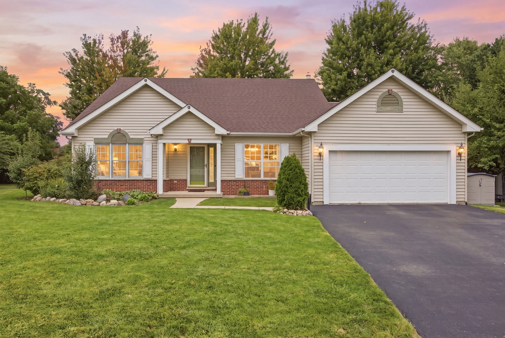 1266 Amber Court Property Photo 1