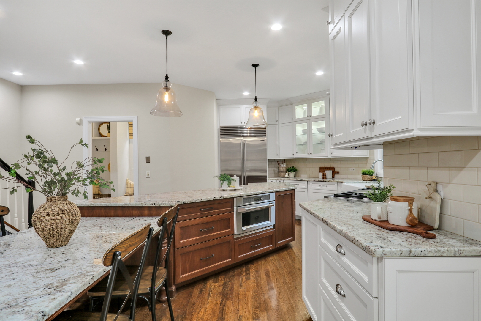 39675 Orchard Bluff Lane Property Photo 4