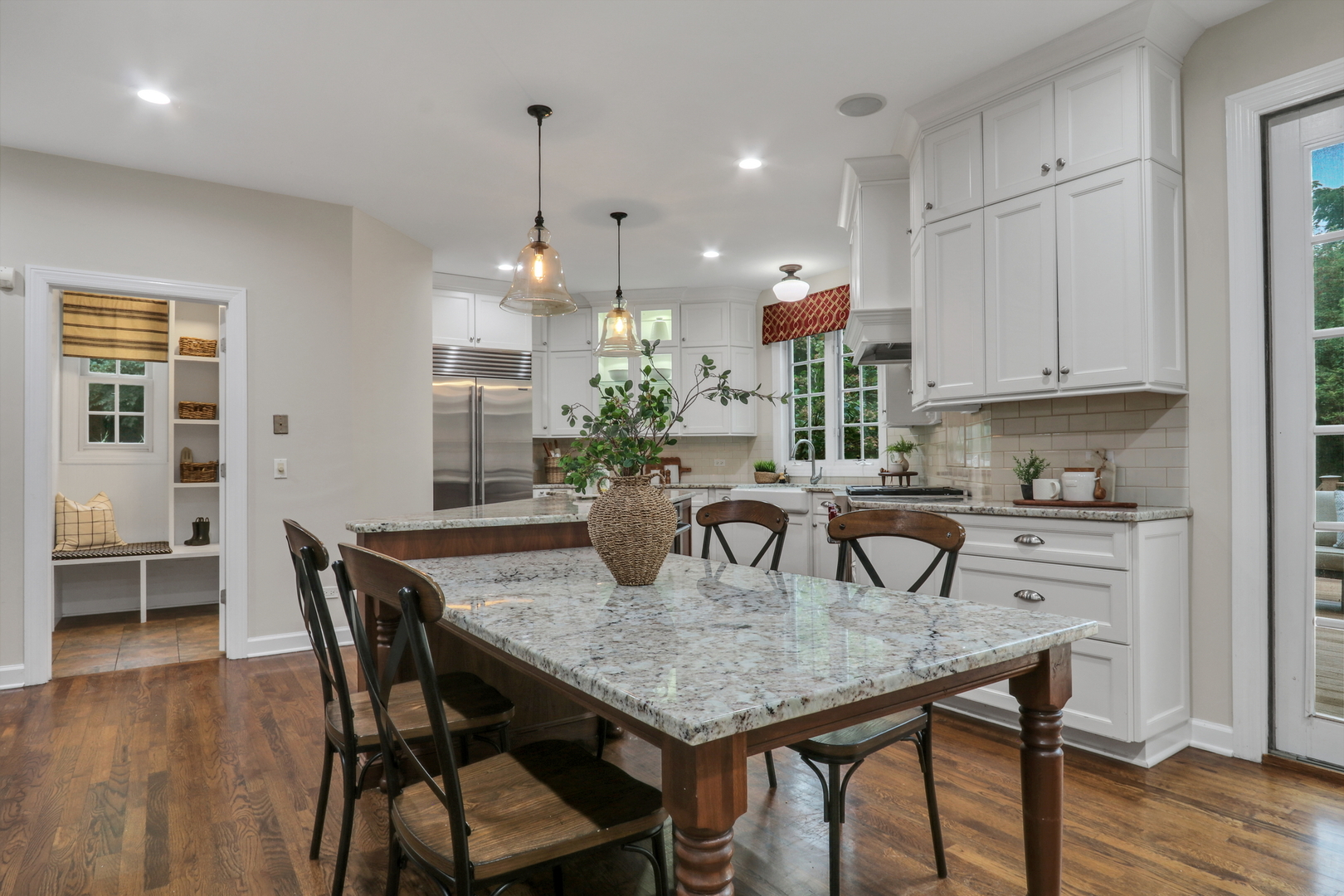 39675 Orchard Bluff Lane Property Photo 8