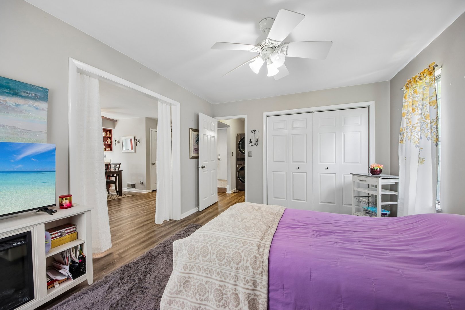 736 Glen Way Property Photo 17