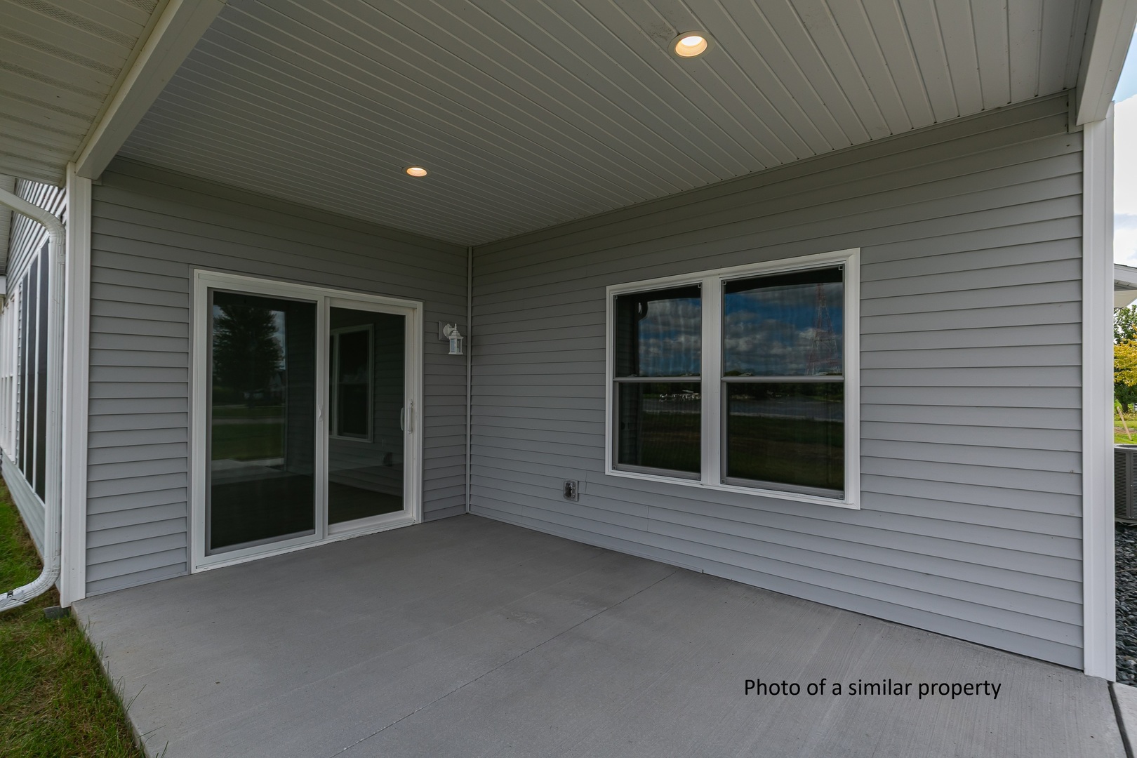 156 Skaloud Court Property Photo 9