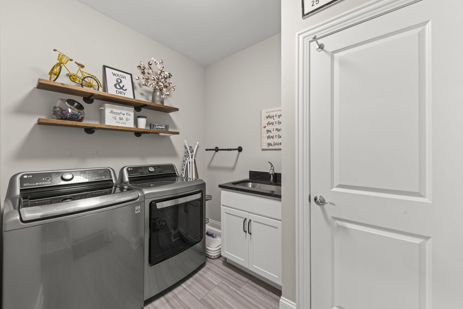 17063 Foxtail Drive 29 Property Photo 15