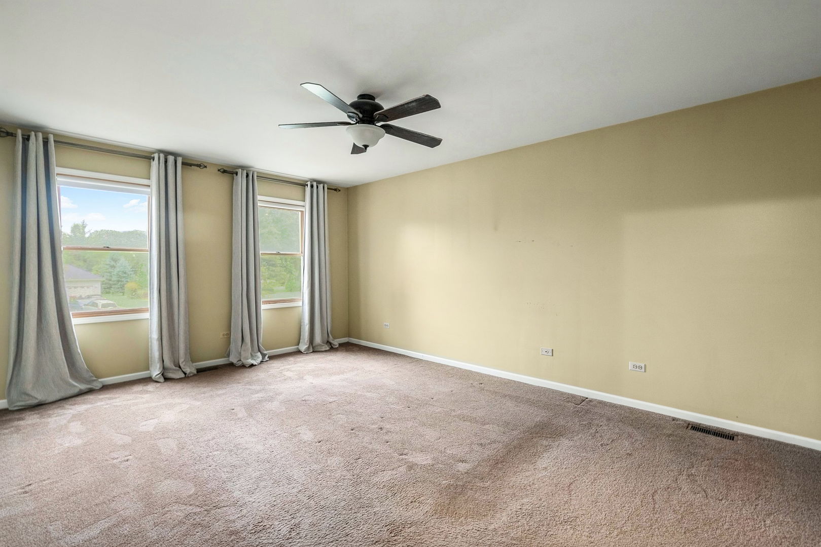 5481 Parkside Court Property Photo 20