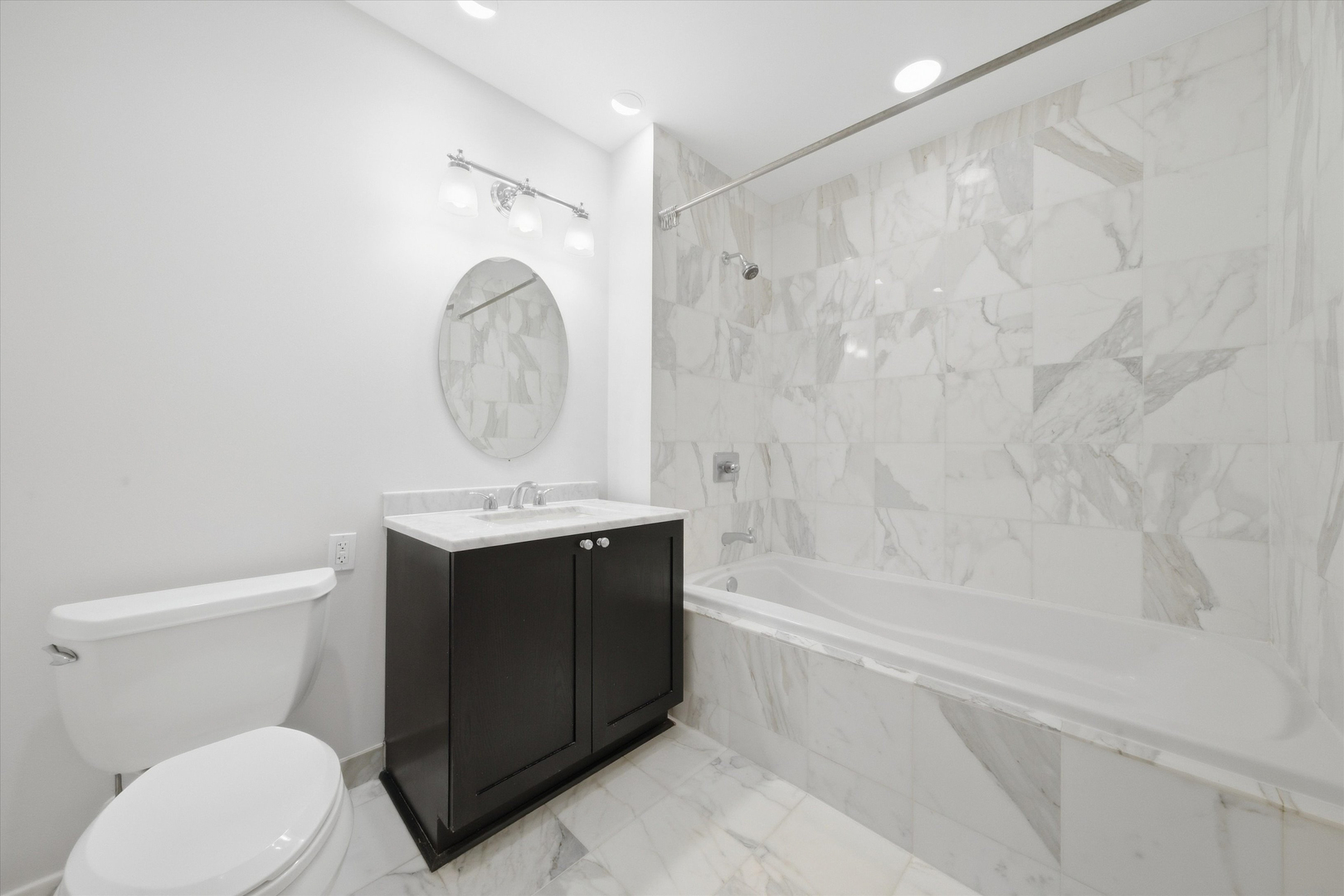 60 E Monroe Street 3306 Property Photo 14