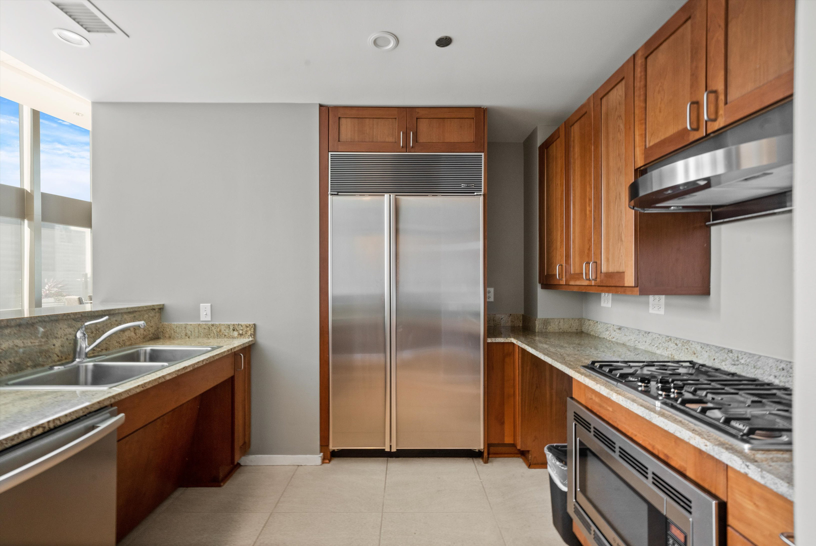 60 E Monroe Street 3306 Property Photo 33