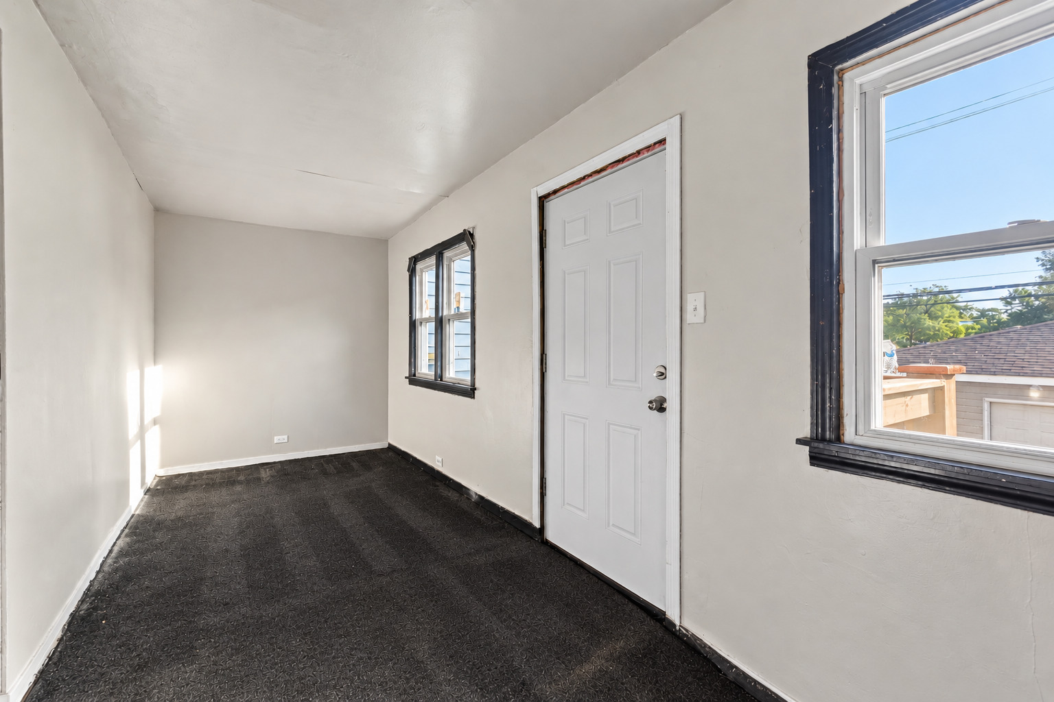 7427 S Evans Avenue Property Photo 13