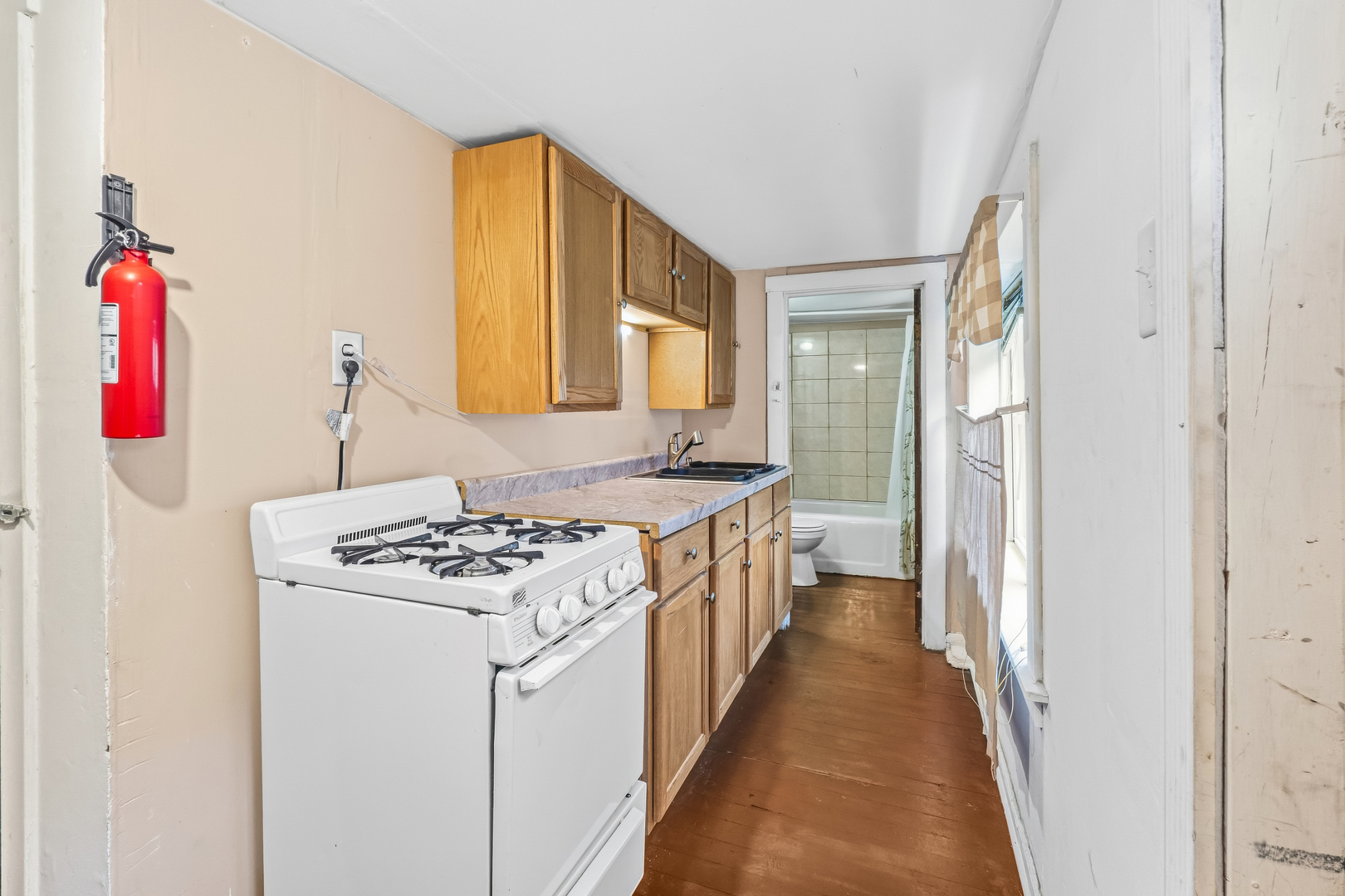 7427 S Evans Avenue Property Photo 20