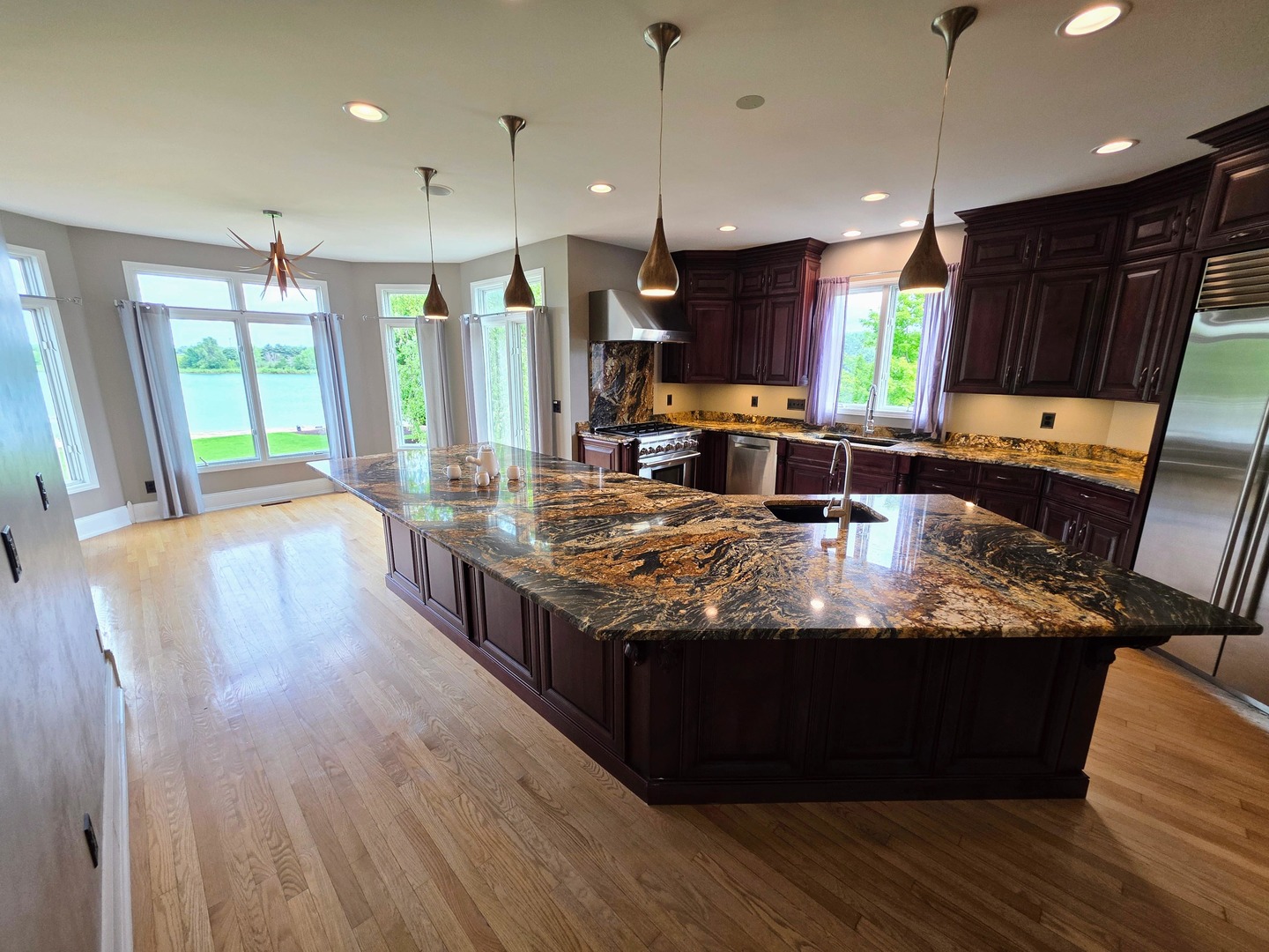 212 Slalom Court Property Photo 6