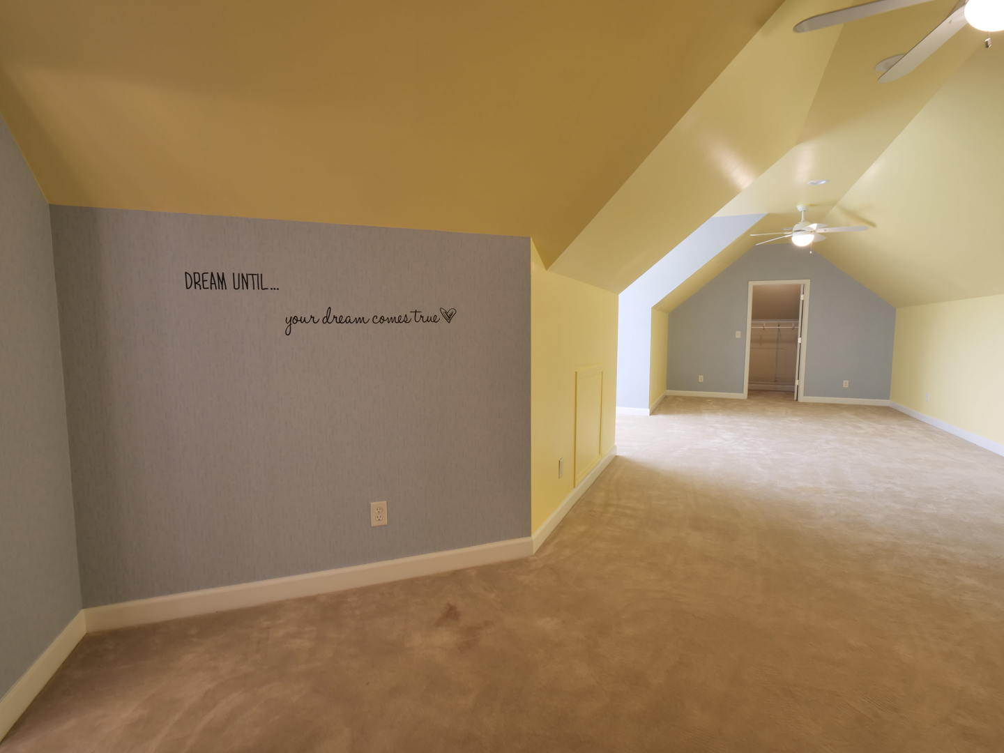 212 Slalom Court Property Photo 29