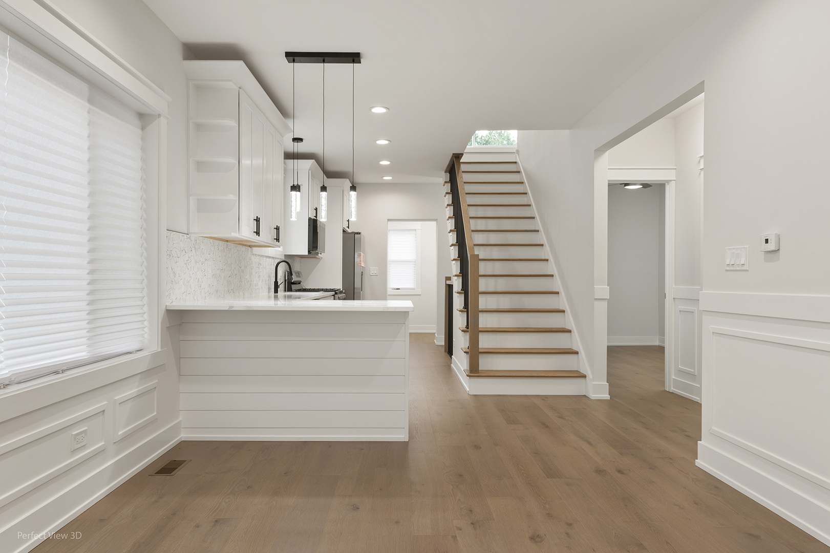 2231 W 71st Street Property Photo 6