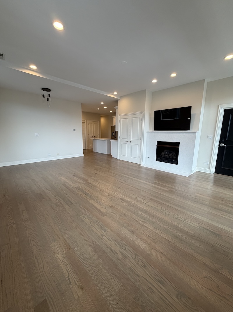 1701 W Chicago Avenue 3 Property Photo 4