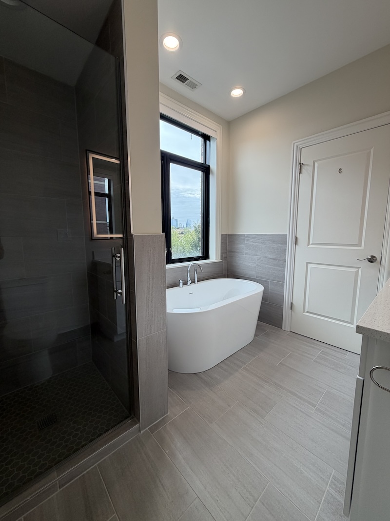 1701 W Chicago Avenue 3 Property Photo 20