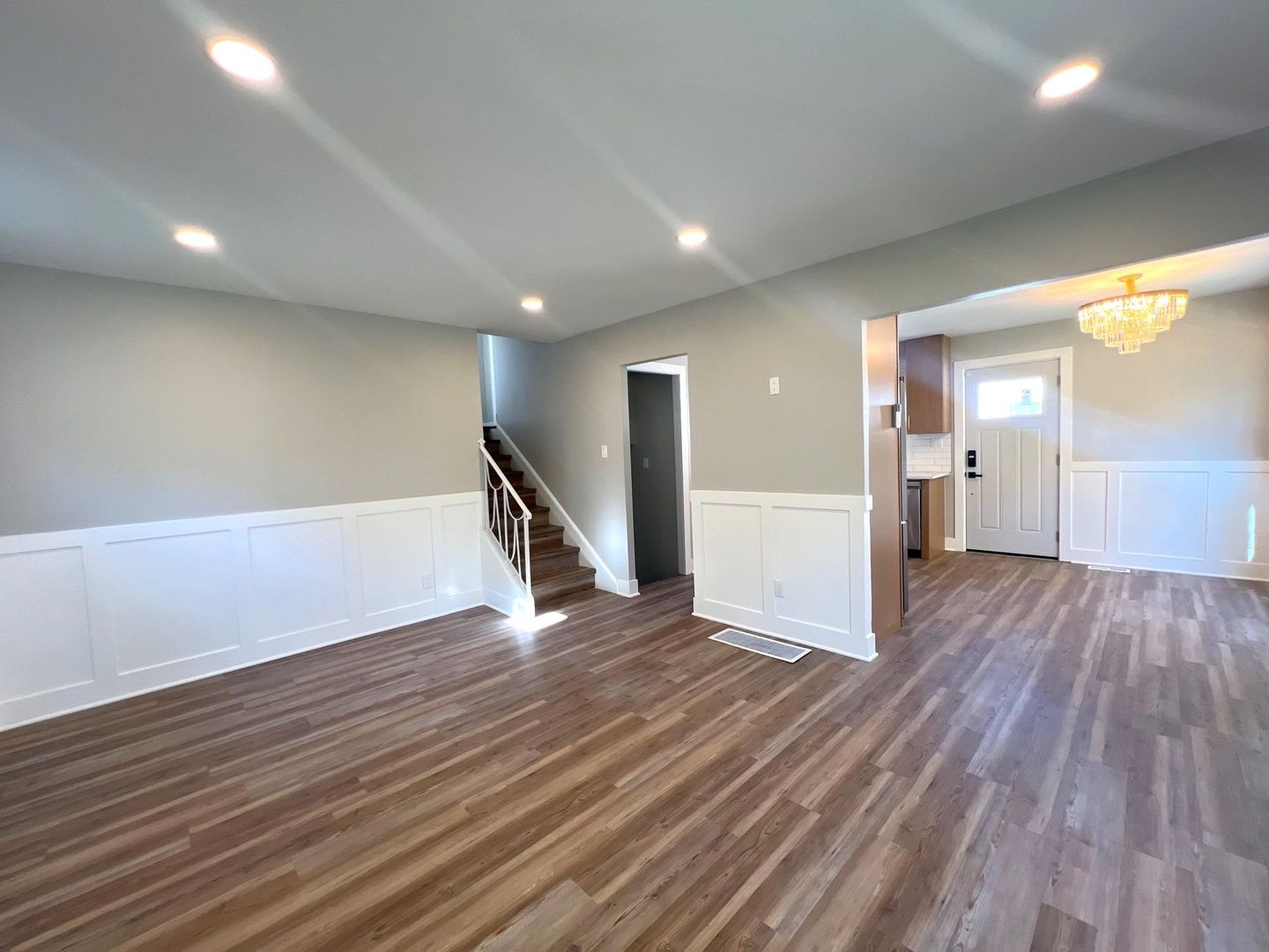 290 Merrill Avenue Property Photo 16