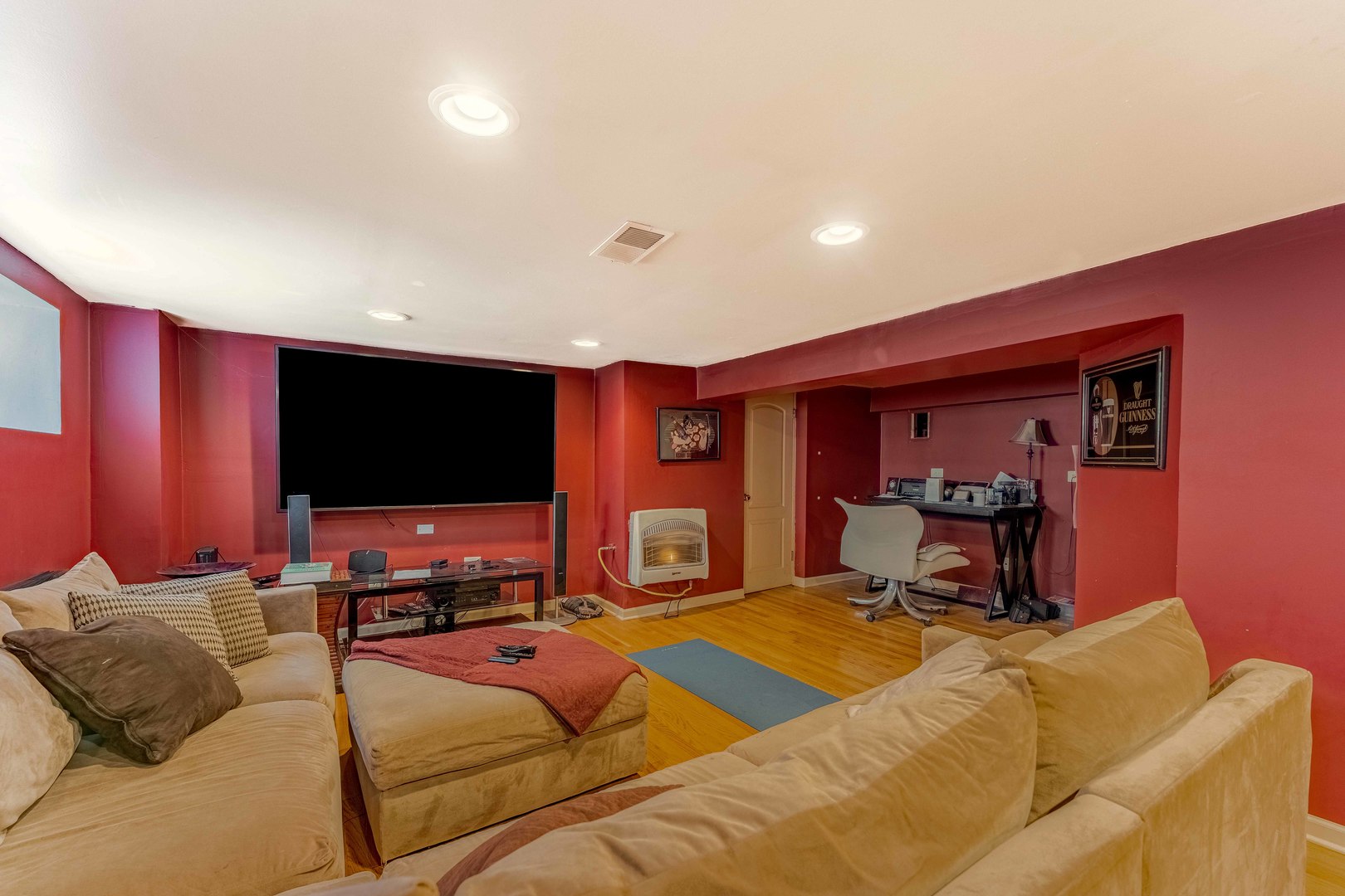 8800 S Merrill Avenue Property Photo 19