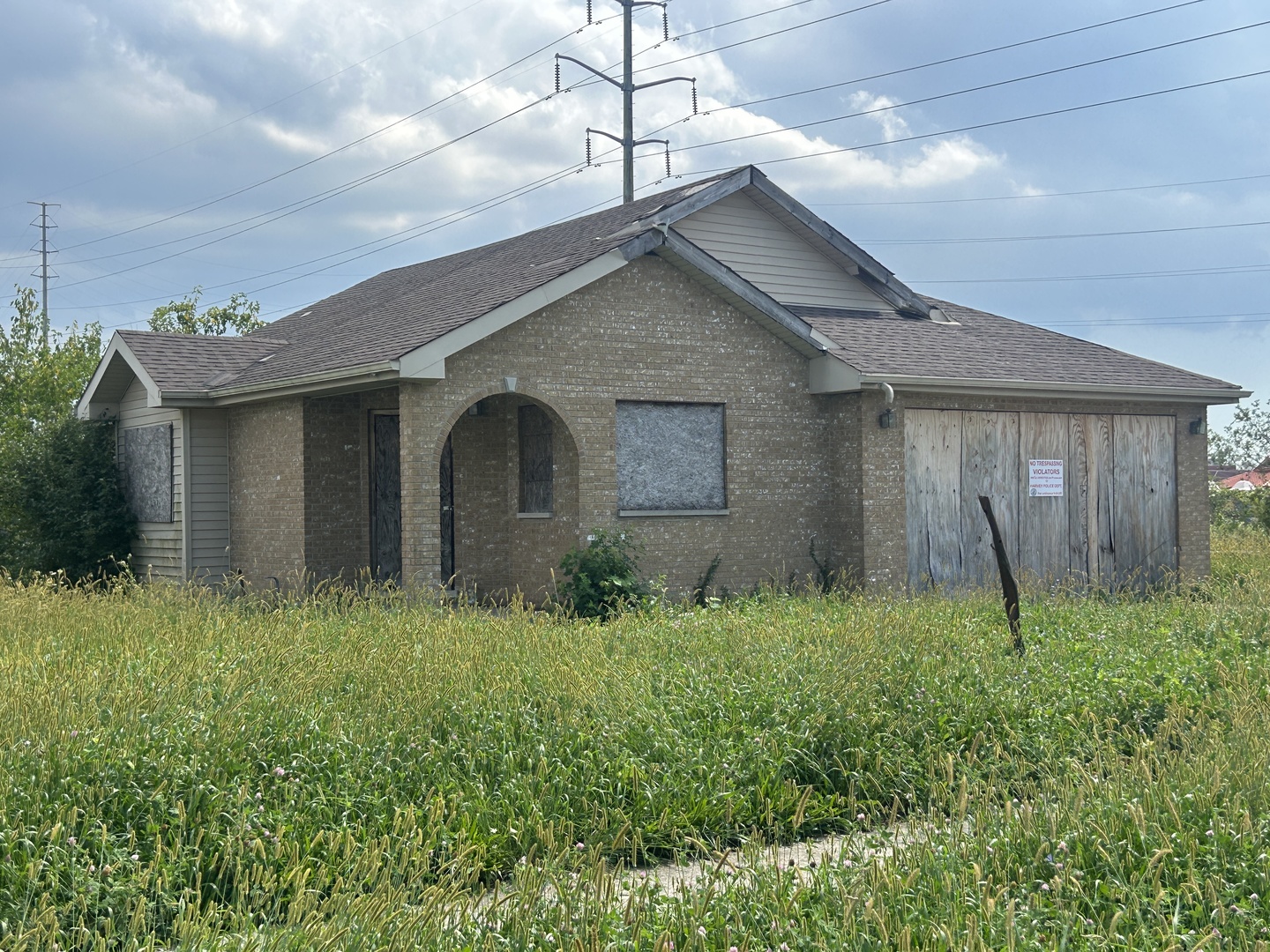 16051 Gauger Avenue Property Photo 2
