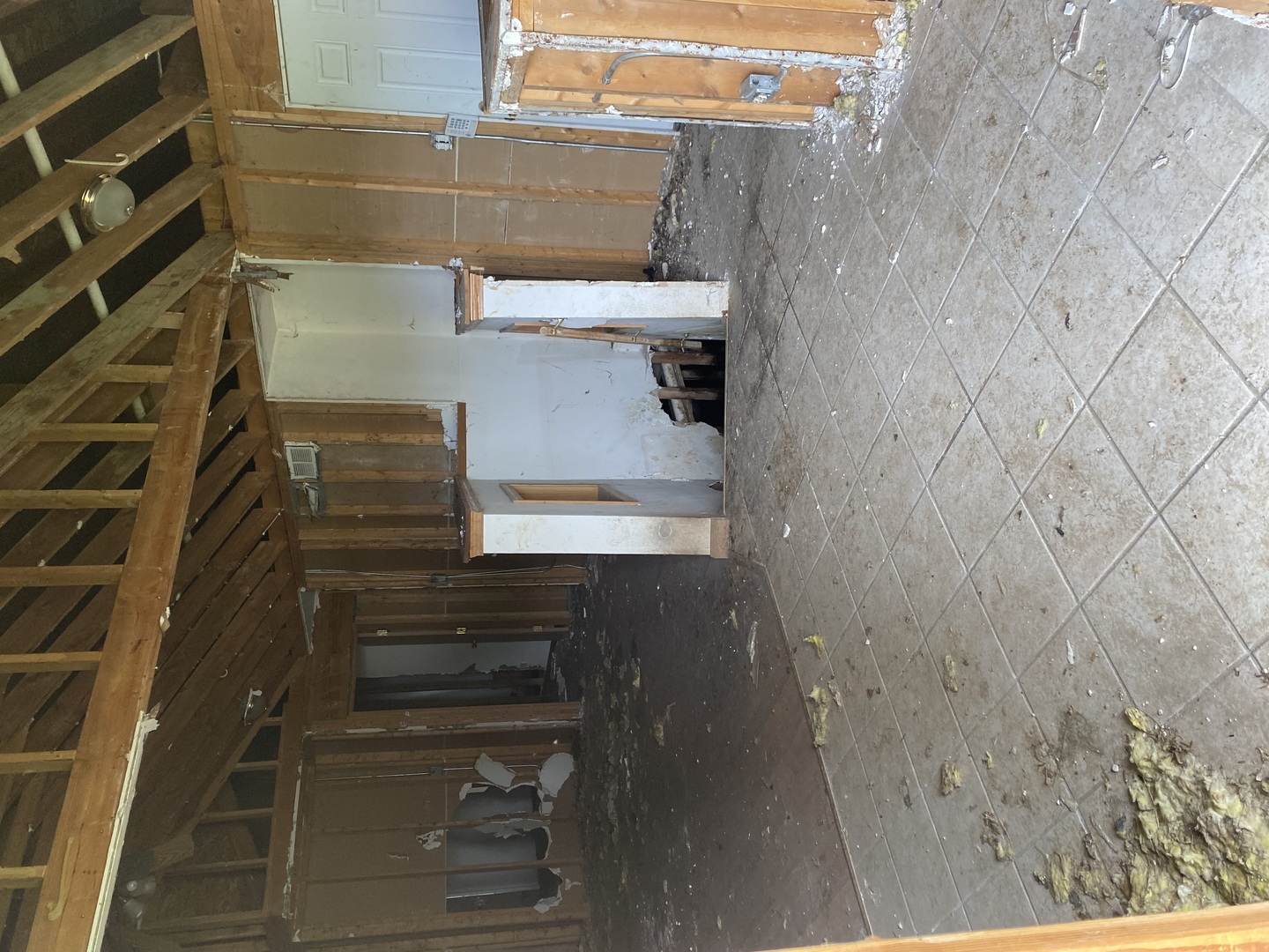 16051 Gauger Avenue Property Photo 5