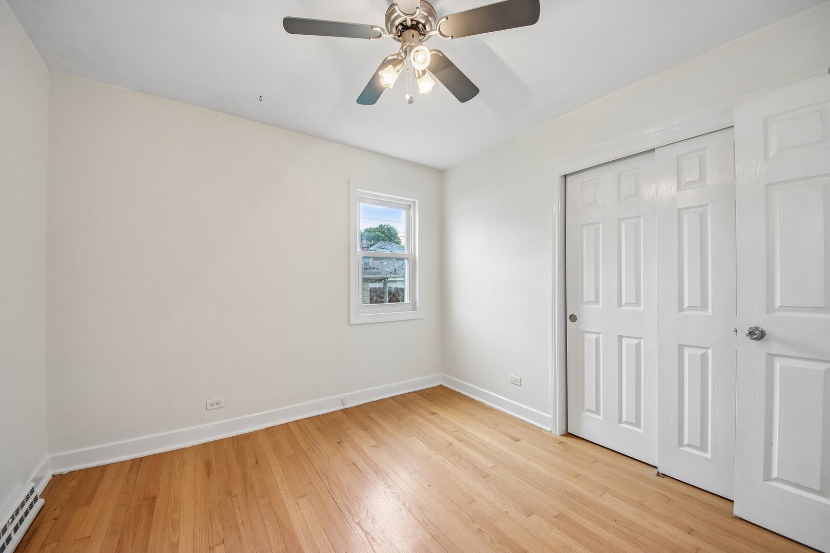 2556 Wood Street Property Photo 12