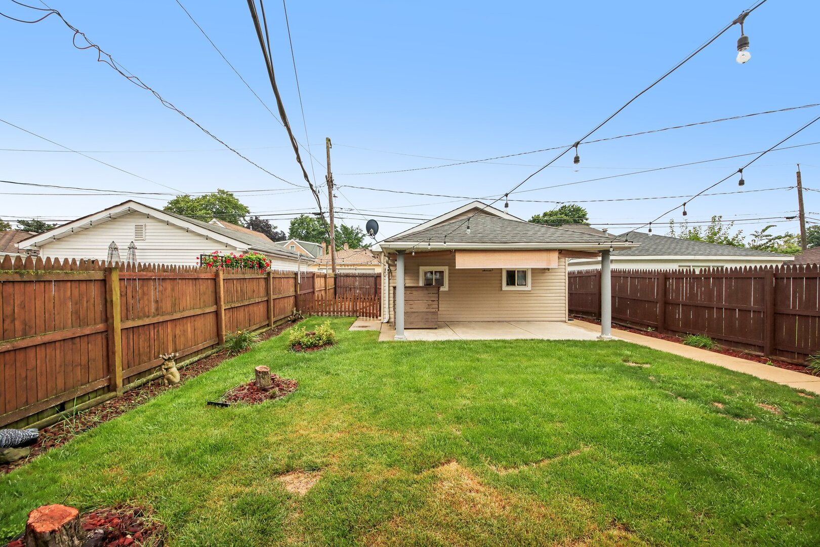 2556 Wood Street Property Photo 24