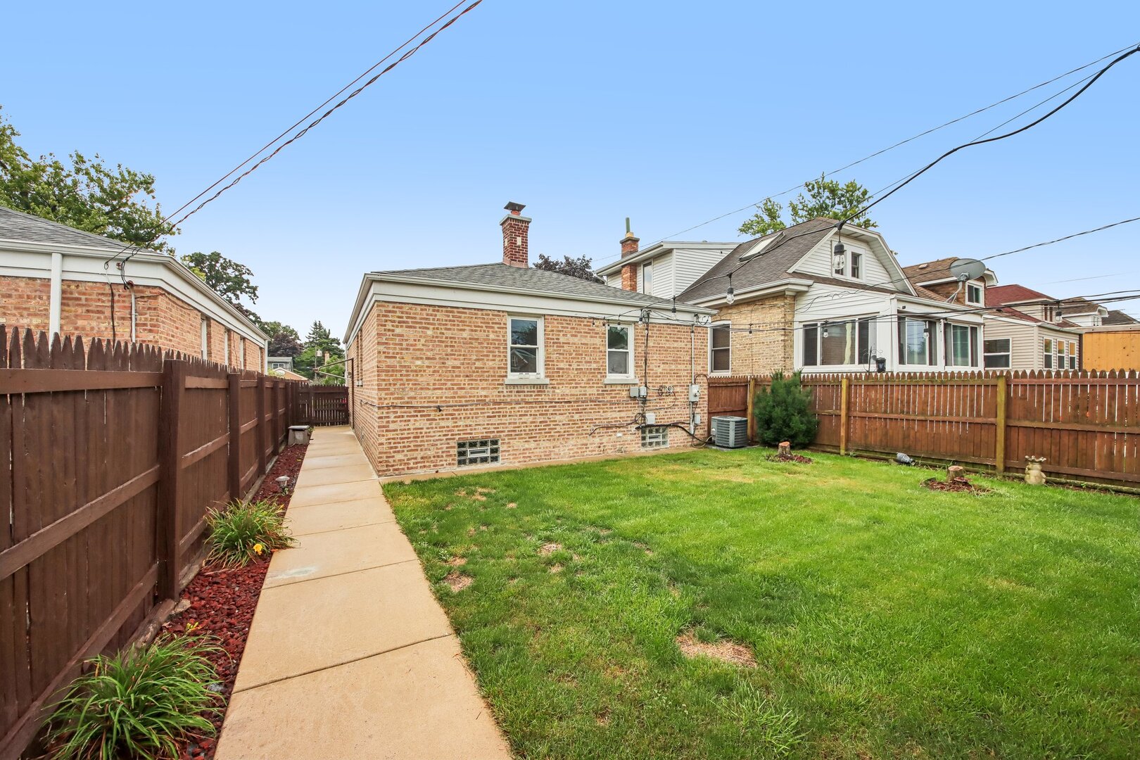 2556 Wood Street Property Photo 27