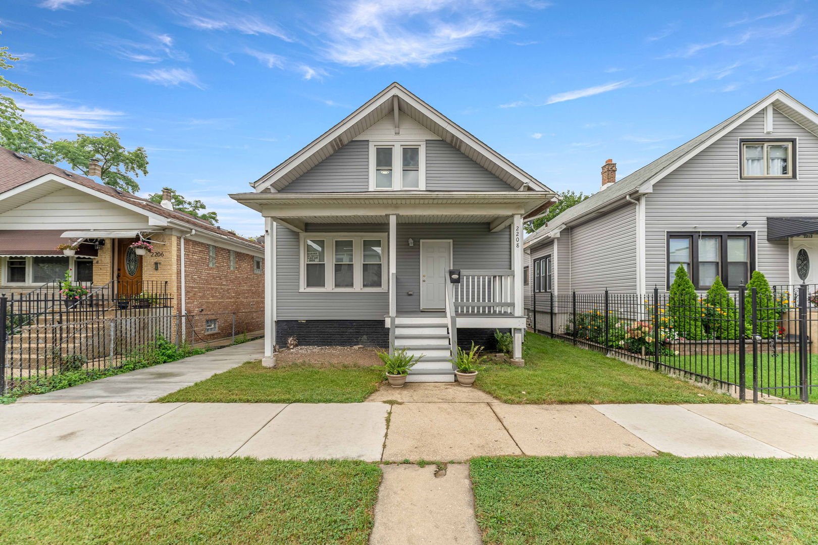 2208 N Lavergne Avenue Property Photo 1