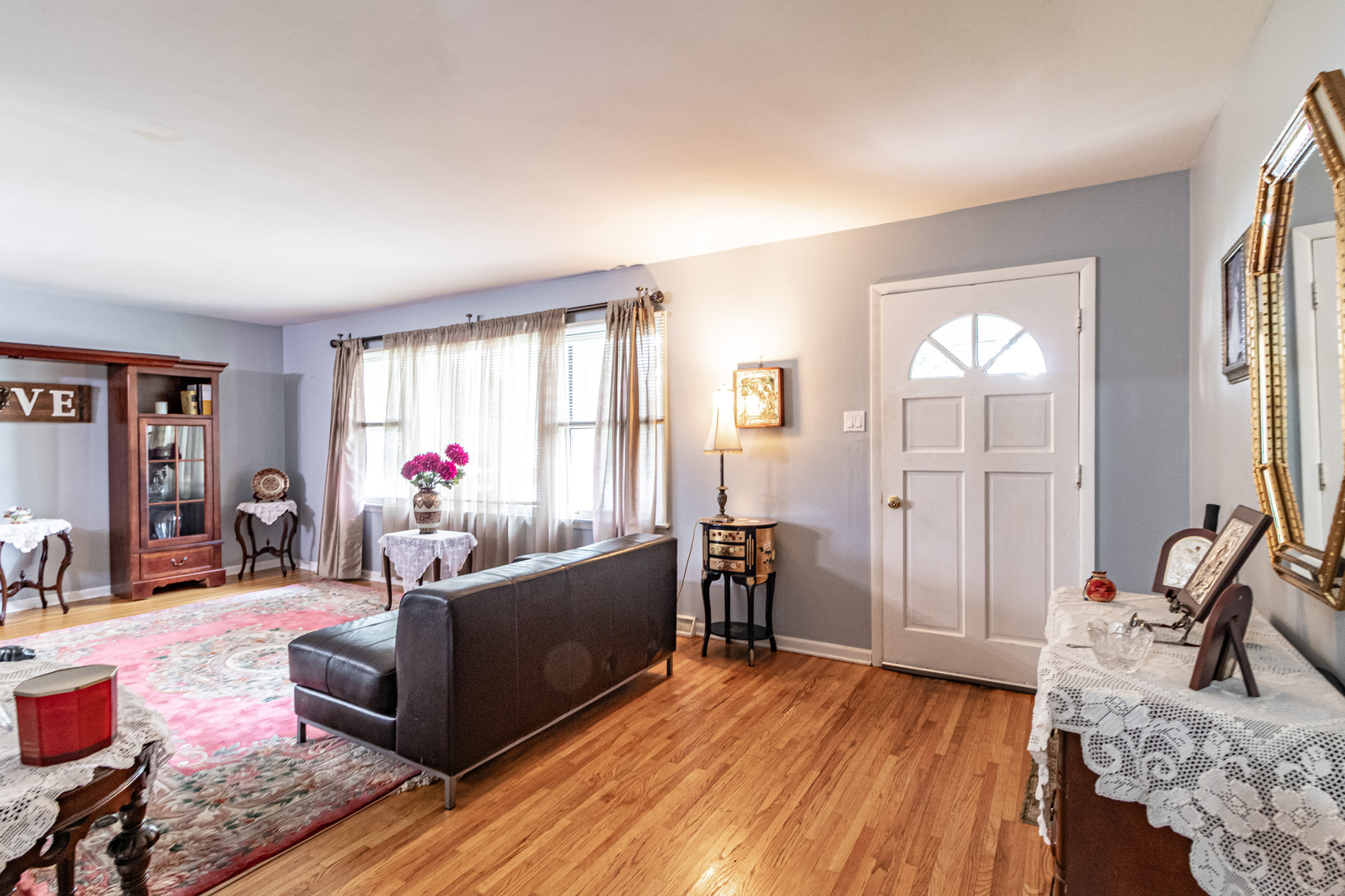 740 Bryn Mawr Avenue Property Photo 4