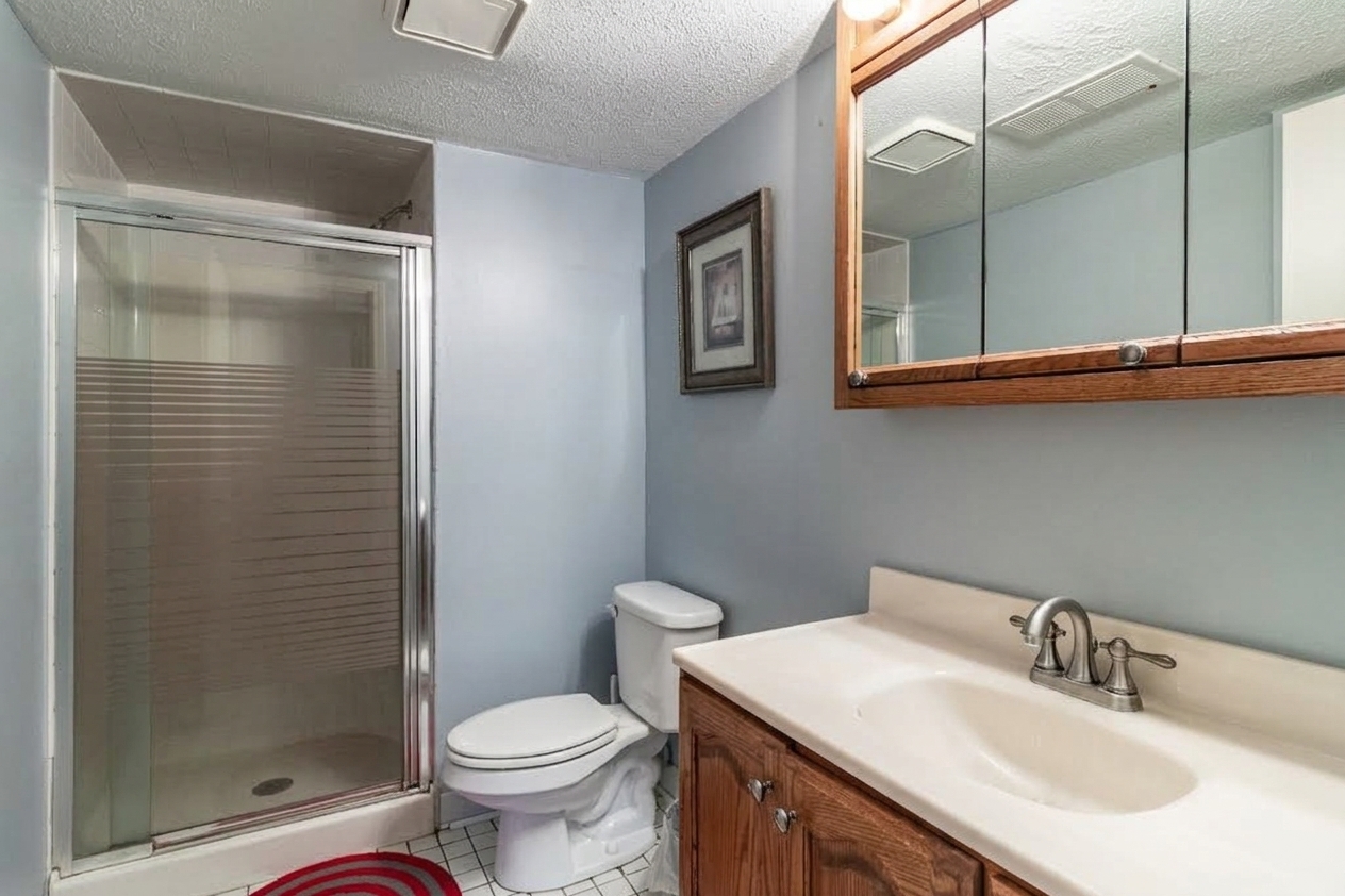 740 Bryn Mawr Avenue Property Photo 13