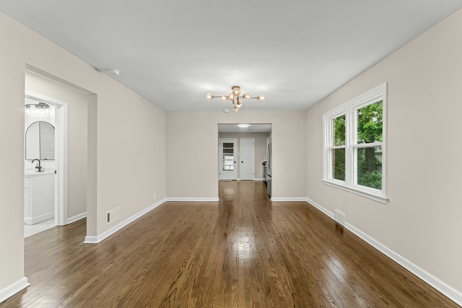 18462 Gottschalk Avenue Property Photo 5