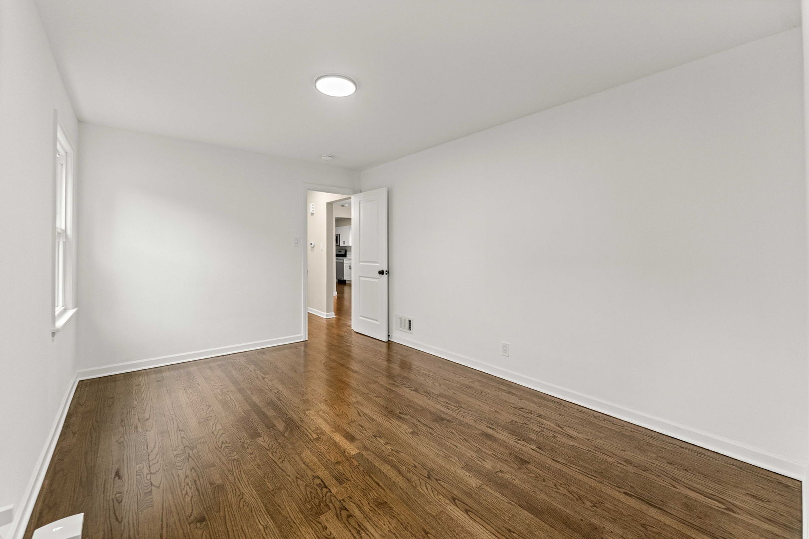 18462 Gottschalk Avenue Property Photo 9