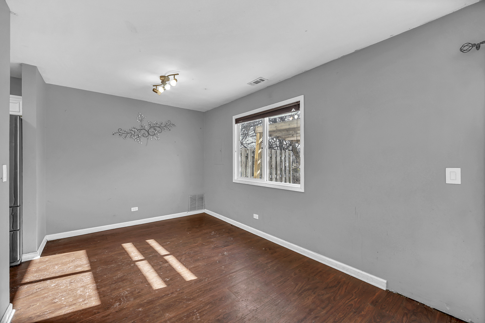 454 Esselen Court Property Photo 10