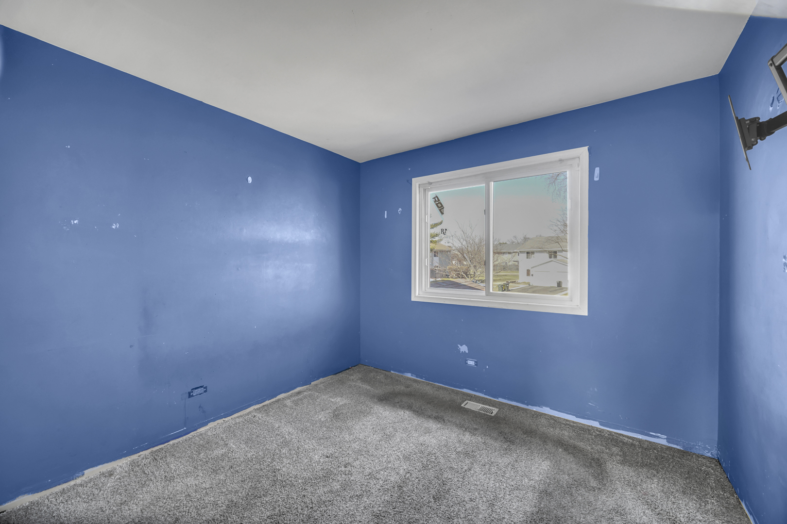 454 Esselen Court Property Photo 17