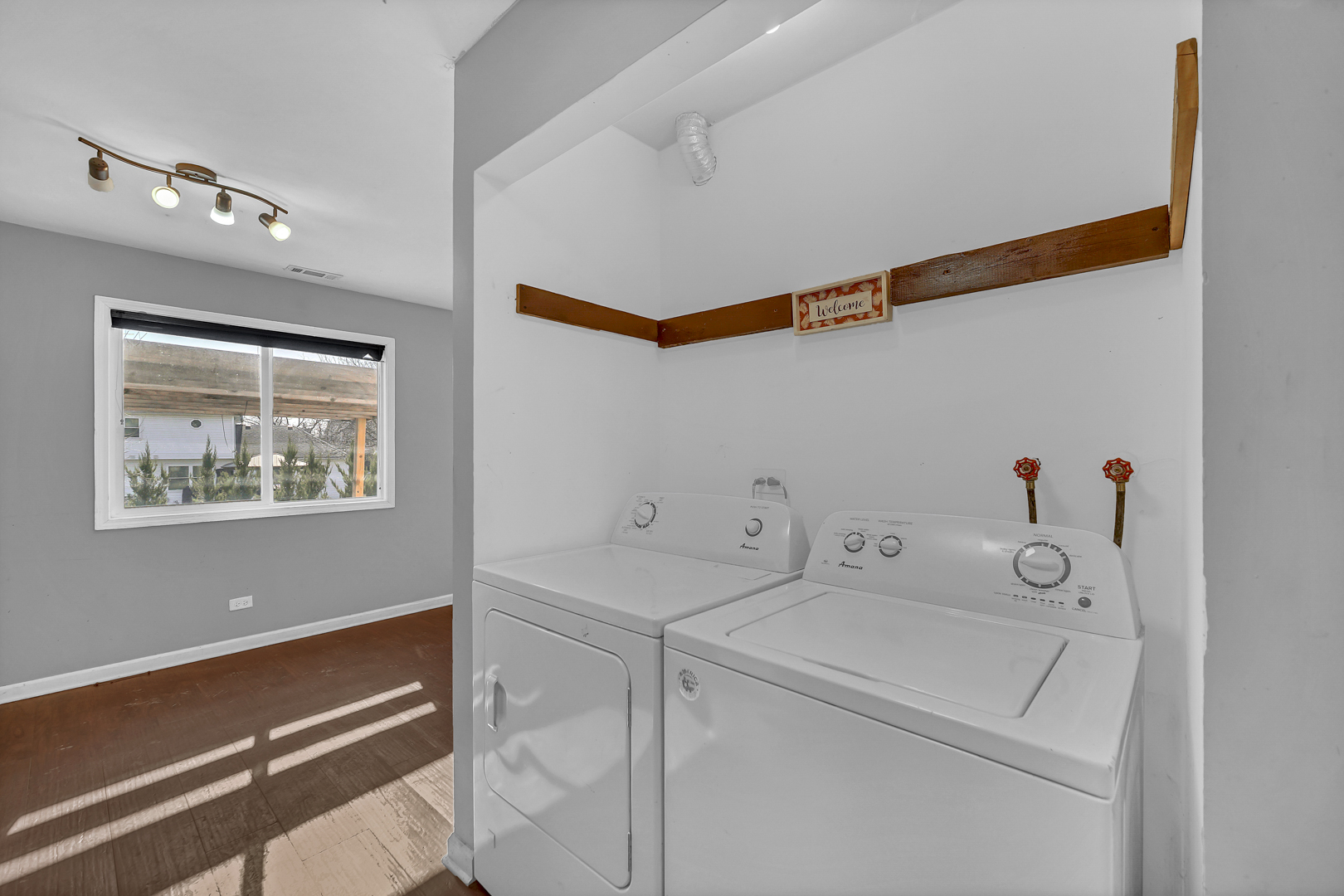 454 Esselen Court Property Photo 18