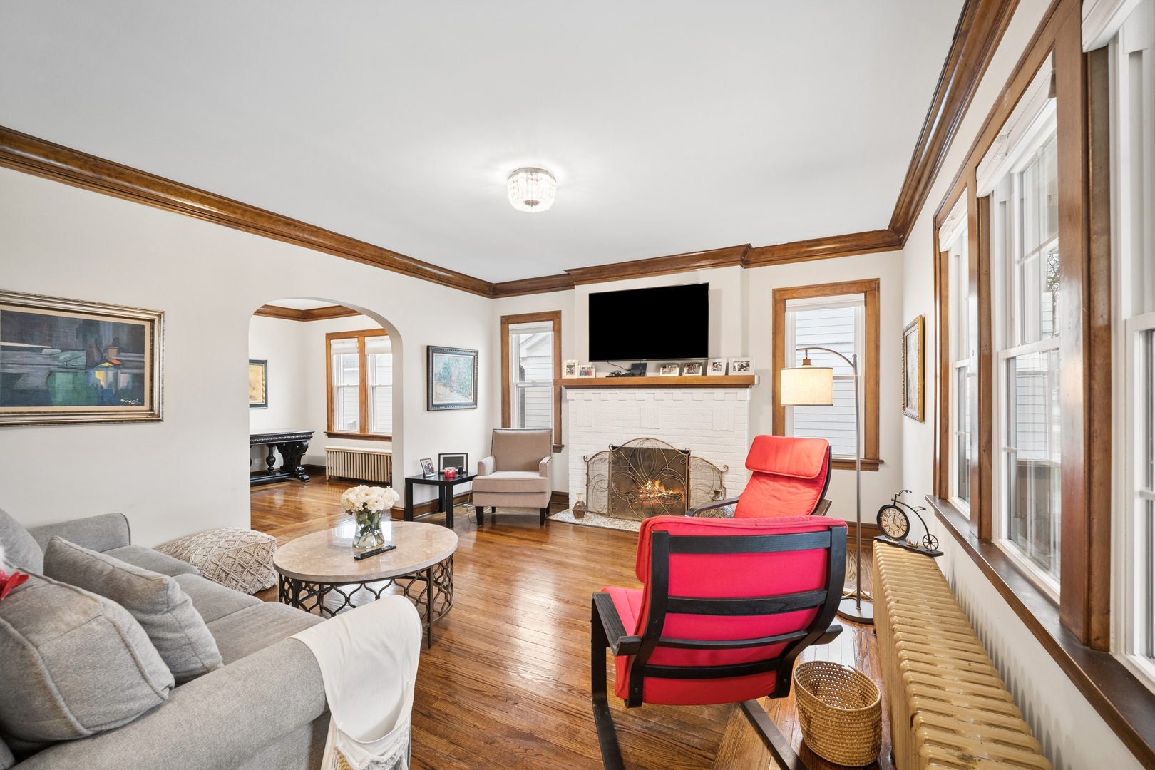 283 N Michigan Avenue Property Photo 3