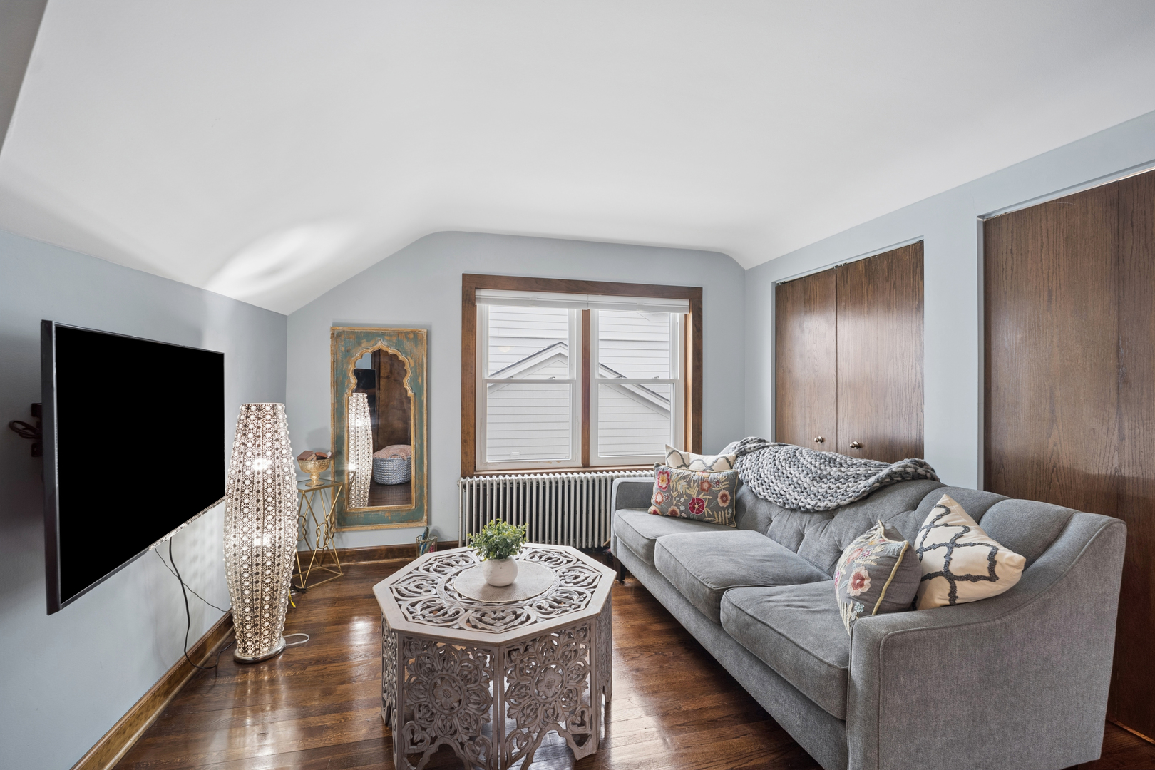 283 N Michigan Avenue Property Photo 15