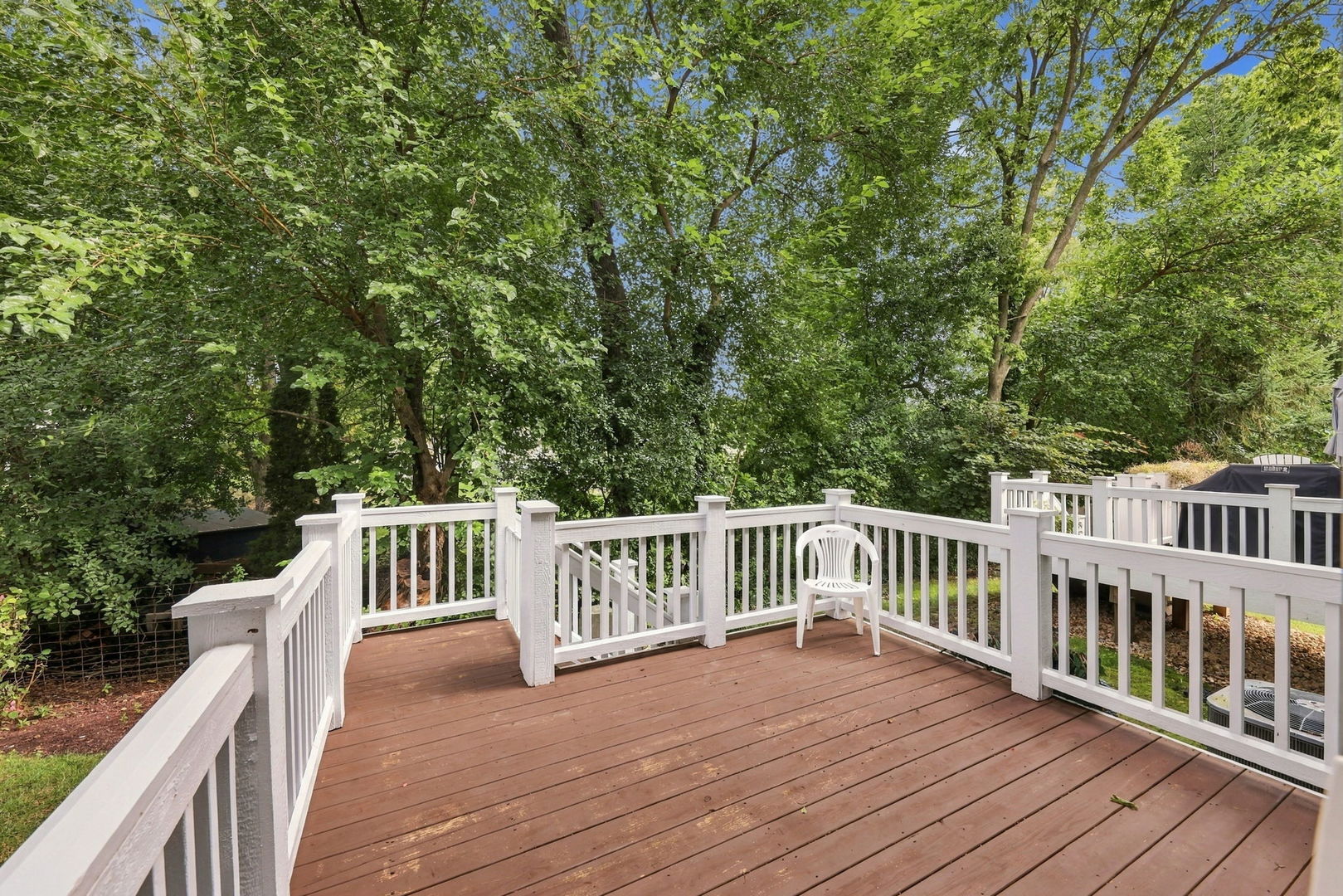 617 Riverbank Court Property Photo 26