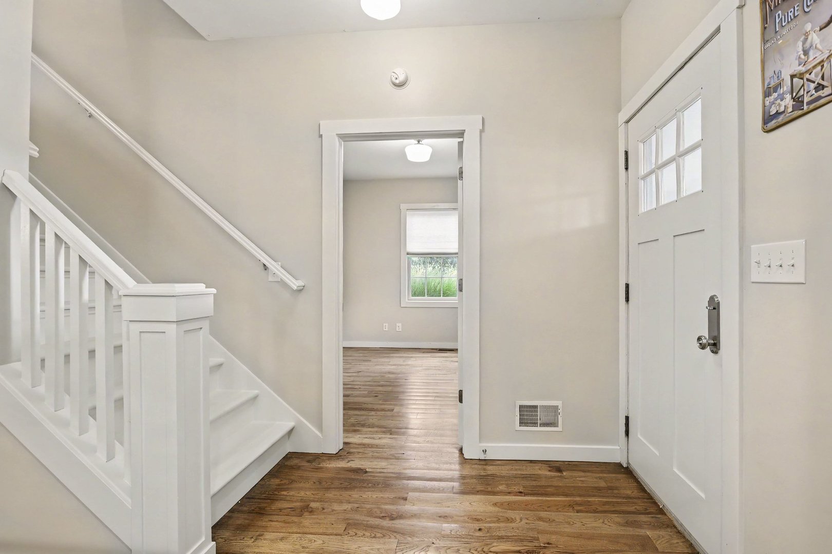 5615 Hidden Pond Lane Property Photo 4