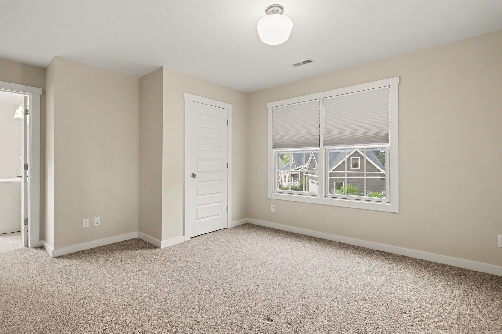 5615 Hidden Pond Lane Property Photo 17